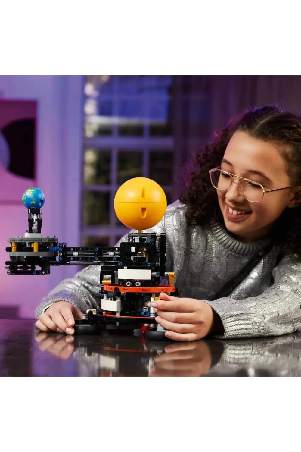 BFS Technic Dünya ve Ay Yörüngesi 42179