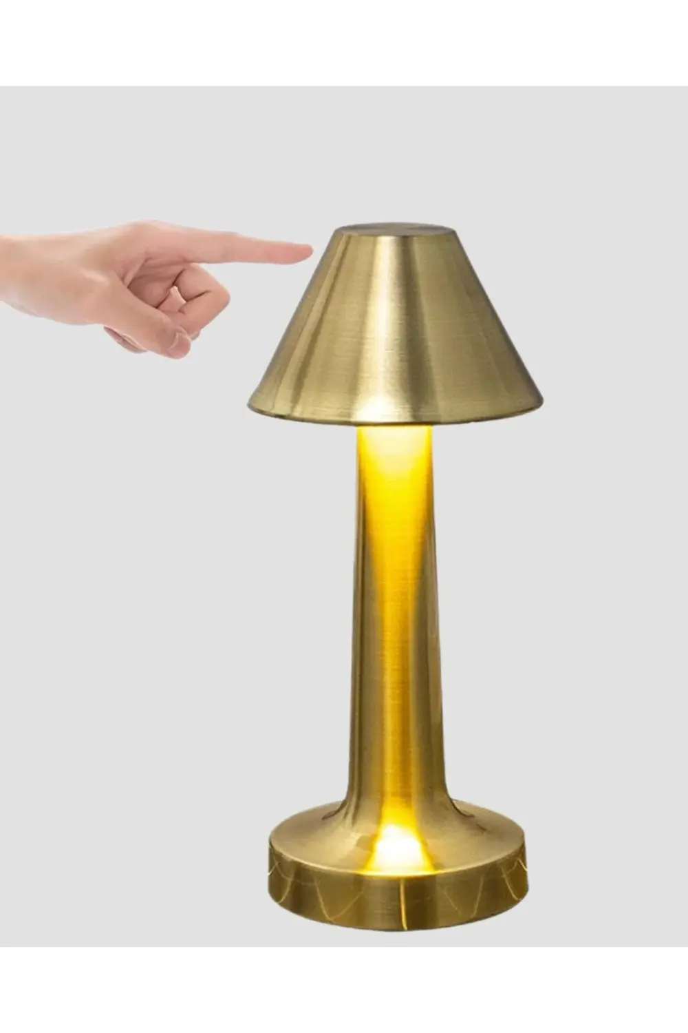 BFS ÜÇGEN MASA LAMBASI