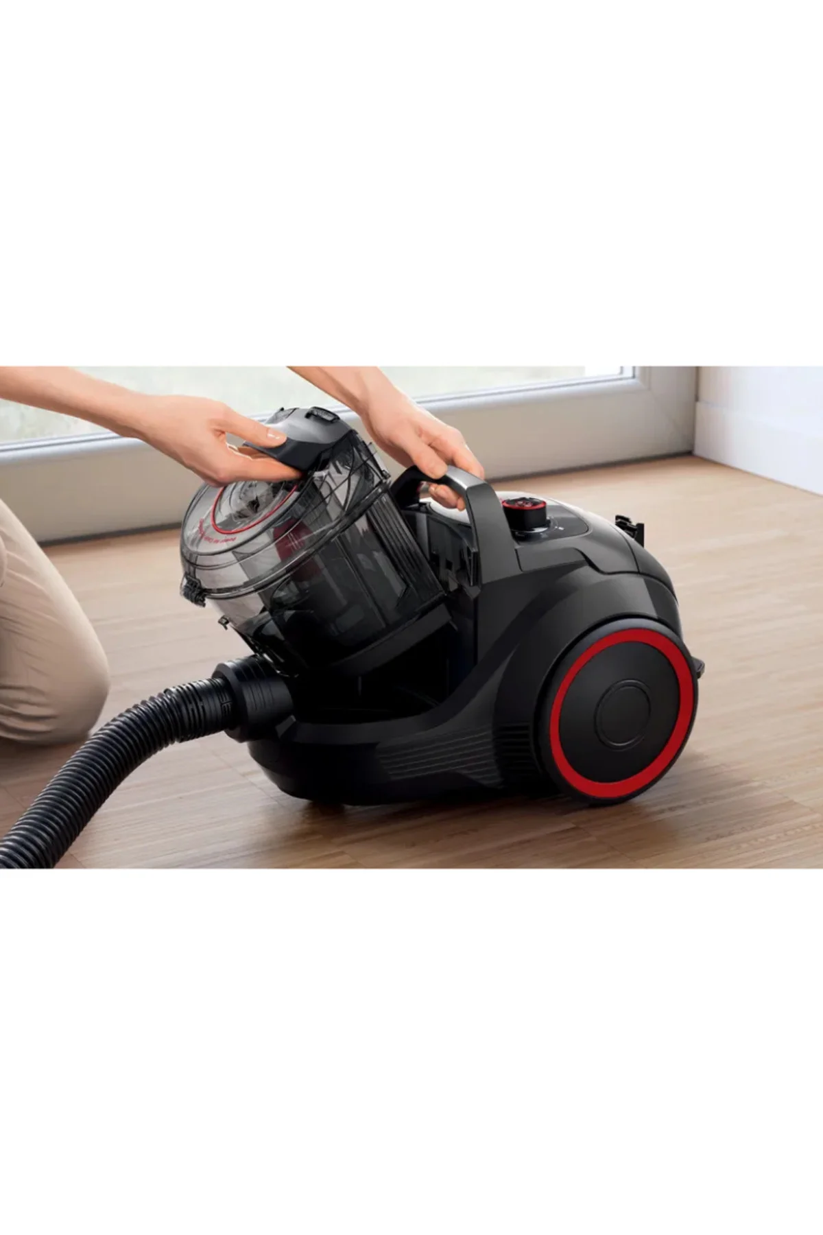 BGC21POW1 Serie 4 Toz torbasız Süpürge ProPower Siyah