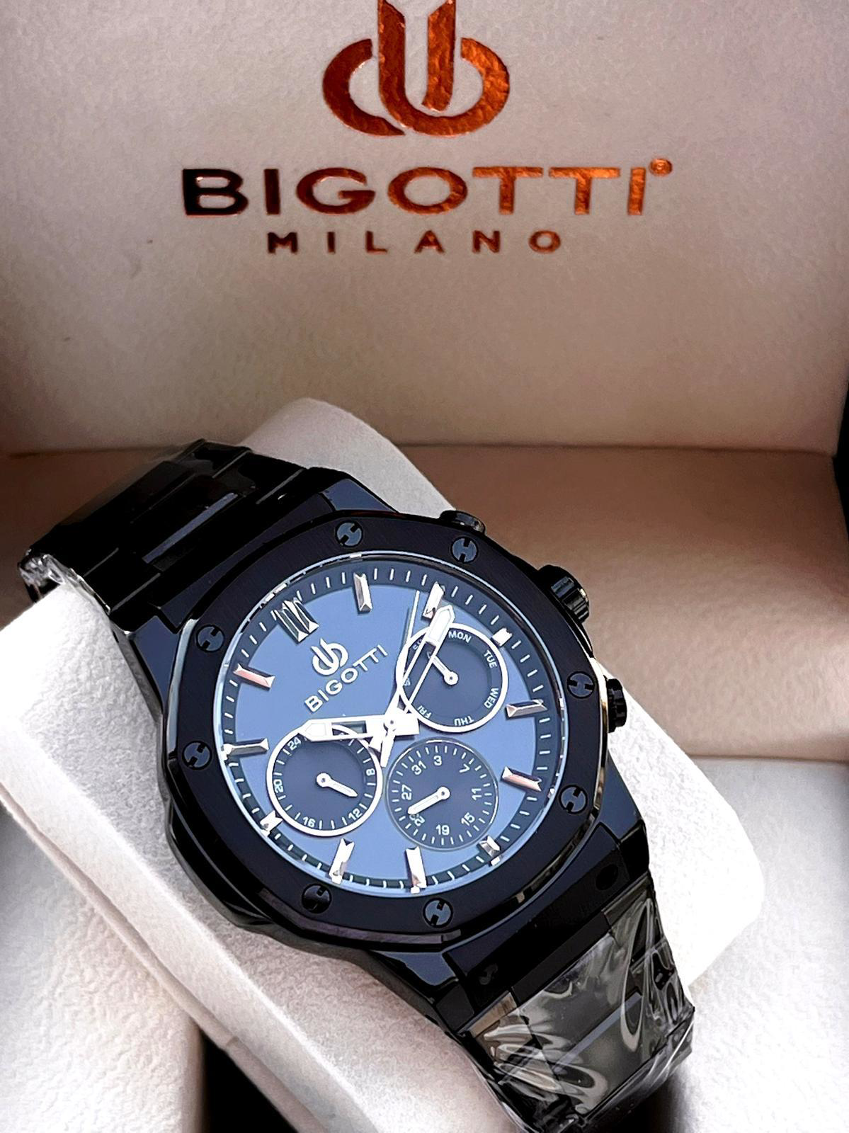Bigotti Özel Kutulu Nişan Ve Damat Saati 2 Yıl Garantili İç Fonks Bigotti Özel Kutulu Nişan Ve Damat Saati 2 Yıl Garantili İç Fonks