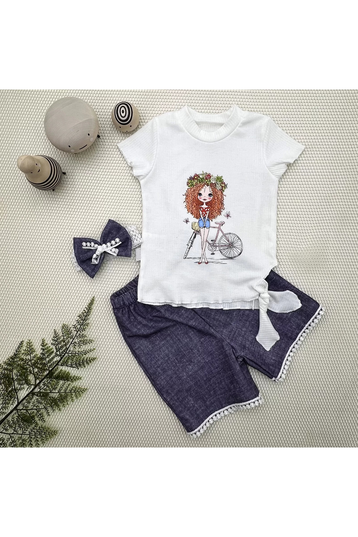 Mcem Store Bisikletli Kiz Baskili Bandanali Kot Desenli Şort Kisa Kollu Tişö