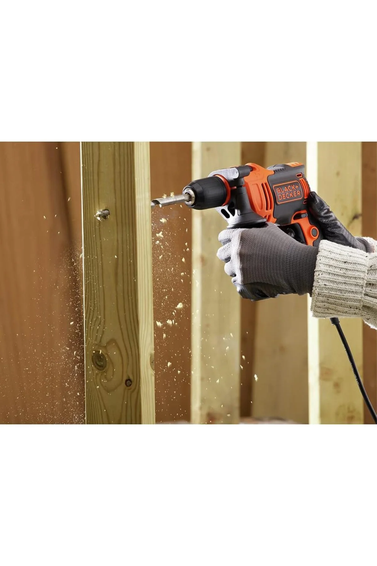 Black + Decker BEH710 710Watt 13 mm Darbeli Matkap, Çok Renkli Black + Decker BEH710 710Watt 13 mm Darbeli Matkap, Çok Renkli