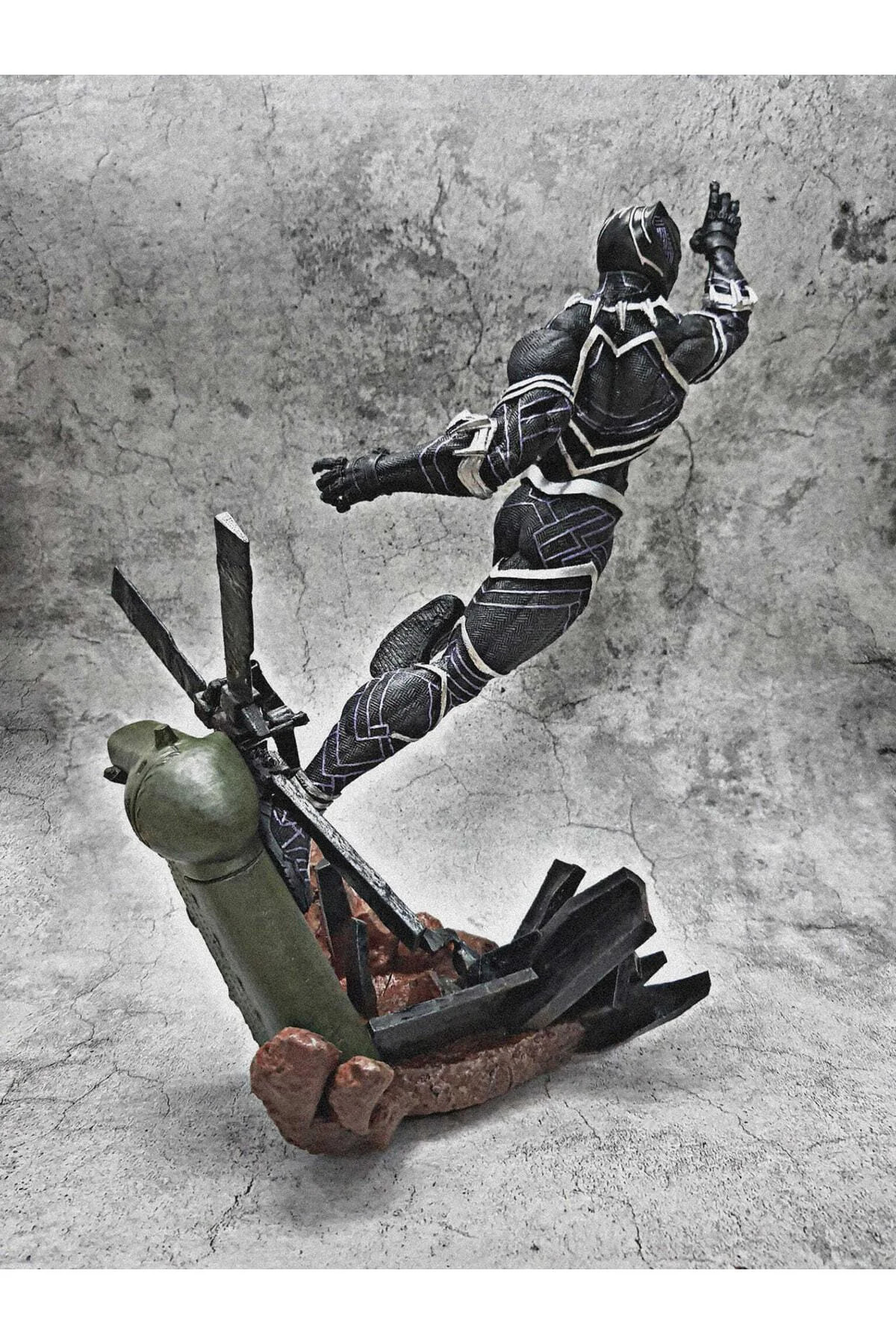 Black Panther Vs Captain Amerika Boyalı Figür 25 cm Dev Boy