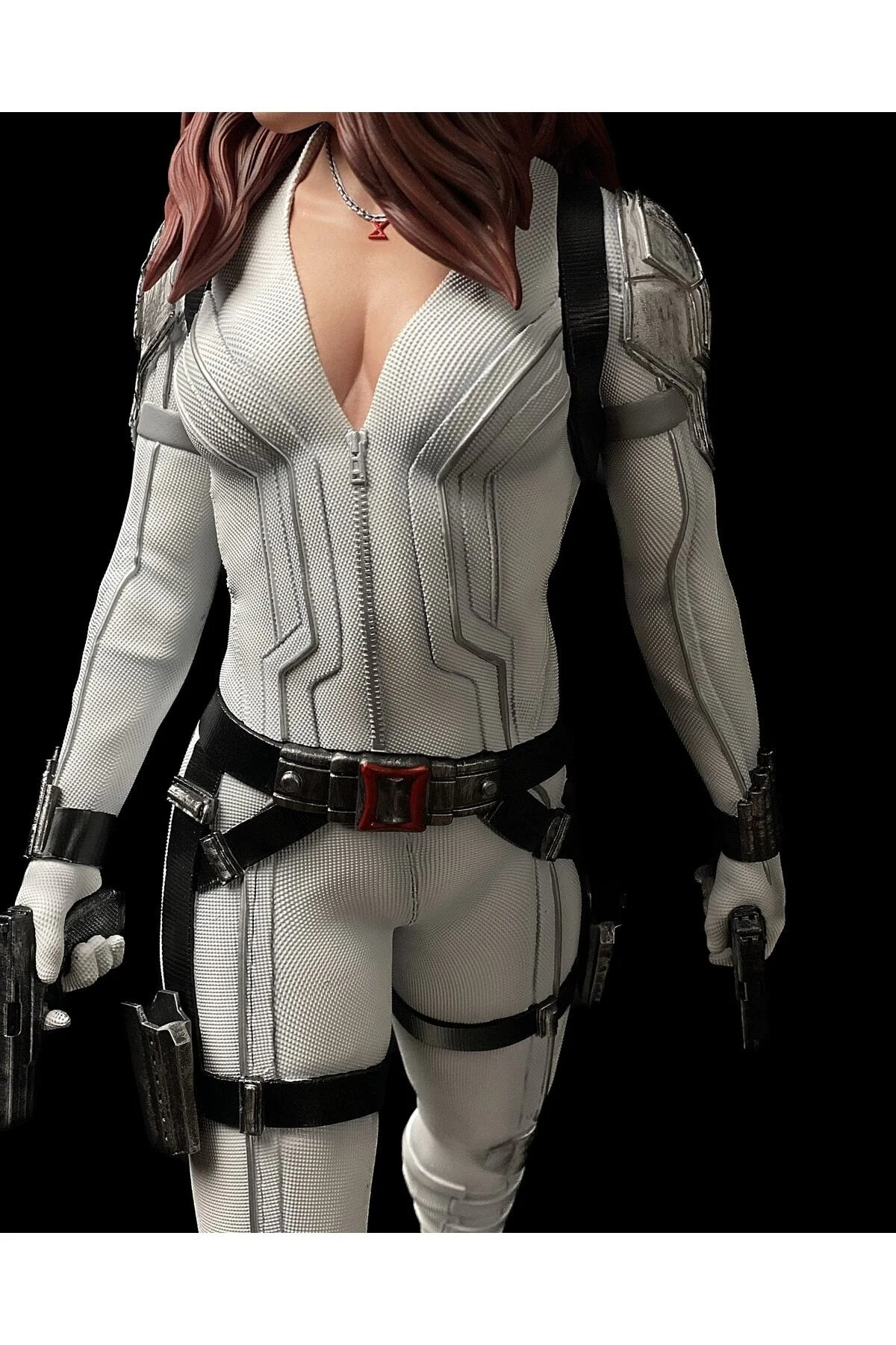 Black Widow Natasha Scarlett Johansson Boyalı Figür 40 Cm (GİGA BOY)