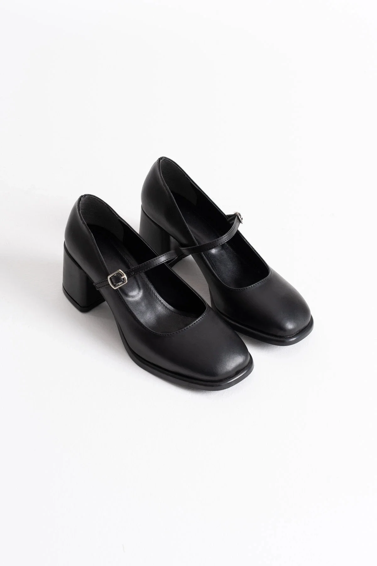 Blown Siyah Cilt Kadın Topuklu Ayakkabı