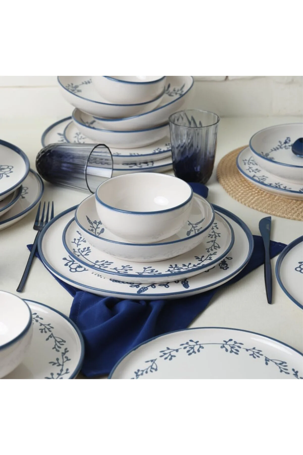 Blue Bloom Yemek Takımı 24 Parça 6 Kişilik 22810-11-12