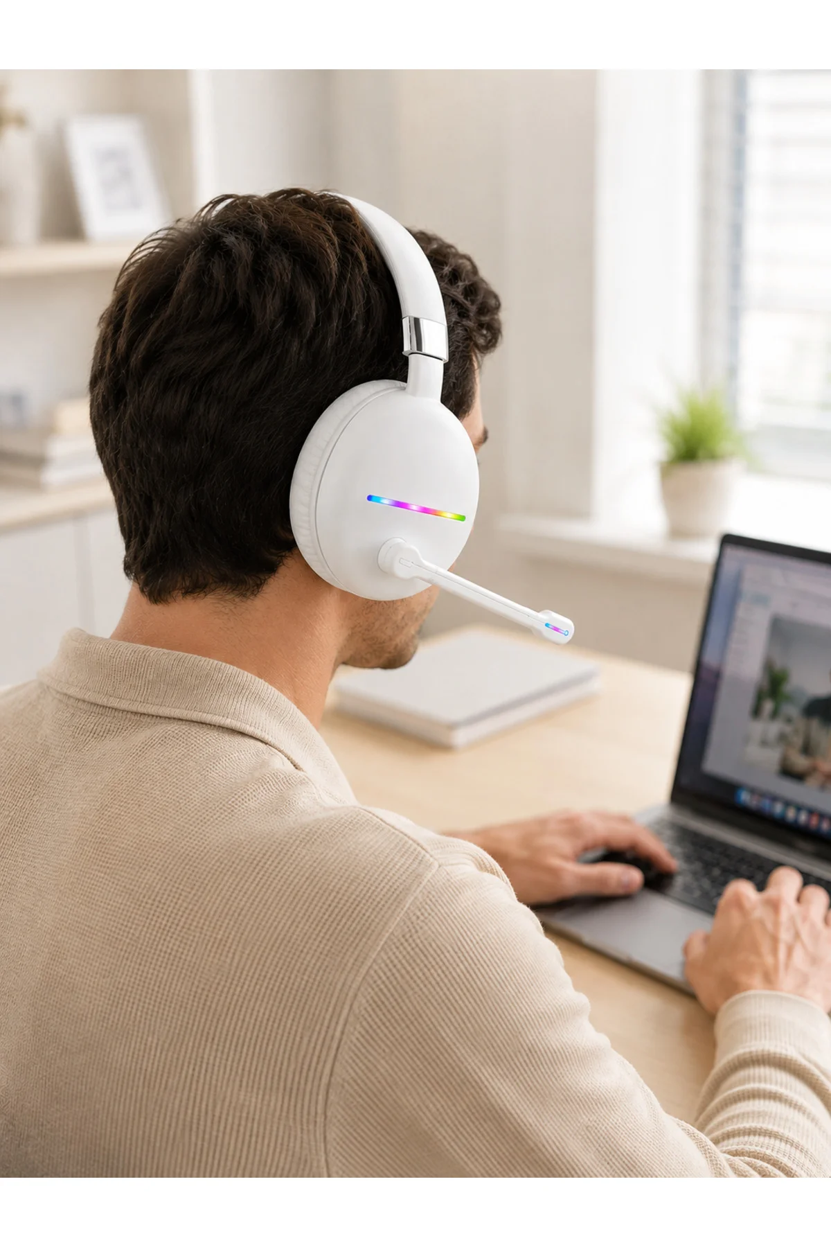 Bluetooth 5.0 Beyaz Kulak Üstü Kablosuz Kulaklık Mikrofonlu RGB Aydınlatmalı Bluetooth 5.0 Beyaz Kulak Üstü Kablosuz Kulaklık Mikrofonlu RGB Aydınlatmalı - Görsel 4