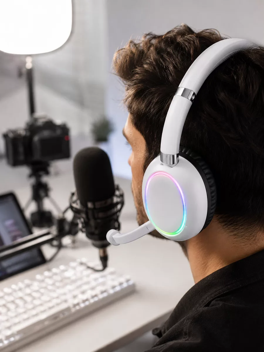 Bluetooth 5.0 RGB Aydınlatmalı Beyaz Kablosuz Kulaklık Mikrofonlu