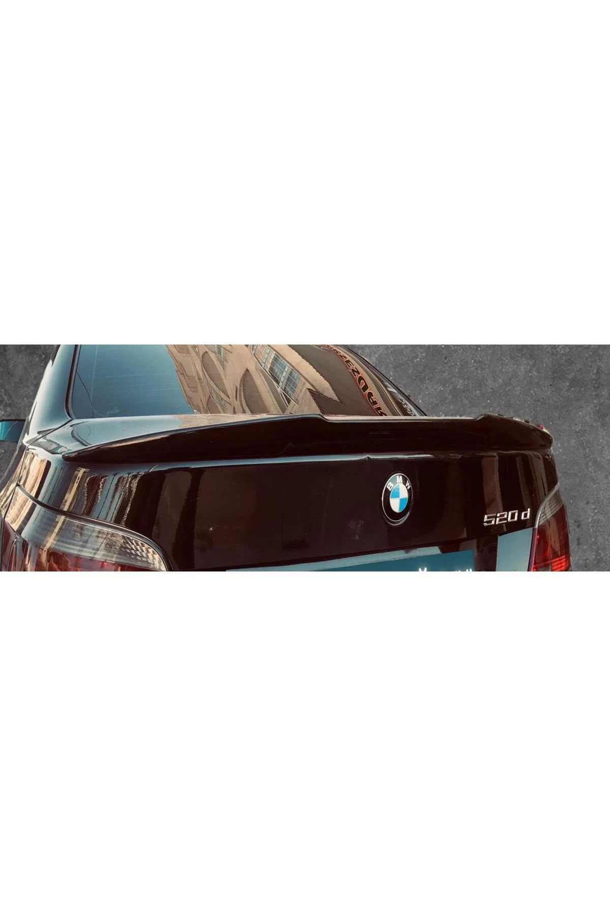 BMW 520 E60 ASTARLI YARASA ANATOMİK SPOİLER BMW 520 E60 ASTARLI YARASA ANATOMİK SPOİLER