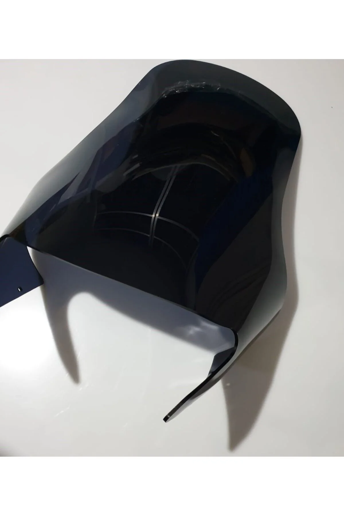 Bmw F 650 Funduro Ön Cam 1994-2000 Model 57cm Siyah Renkli 4mm YOKTUR