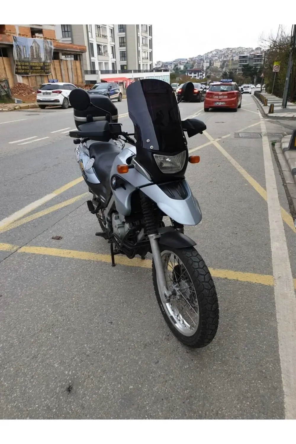 Bmw F 650 GS Ön Cam 2004-2007 Model 45cm Şeffaf Renkli ( 4 Delikl