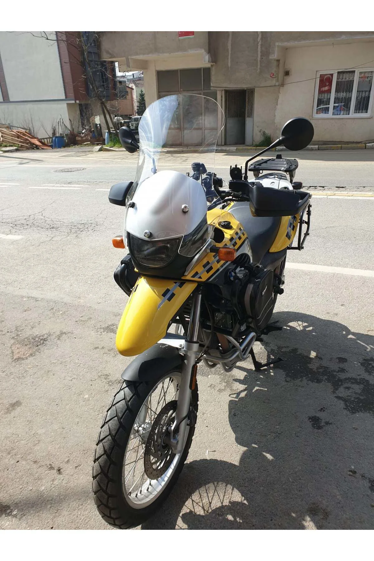 Bmw F 650 GS Ön Cam ( 3 Delikli ) 1999-2003 Model 58cm Şeffaf Ren