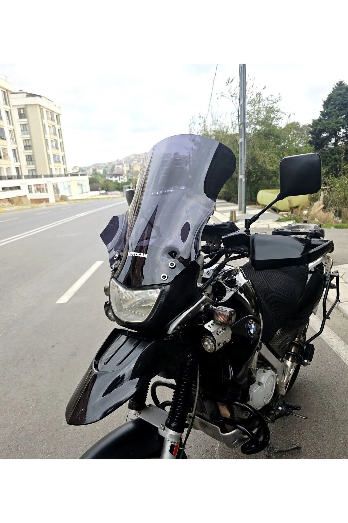 Bmw F 650 GS Ön Cam 2004-2007 Model 50cm Siyah Renkli 4mm YOKTUR
