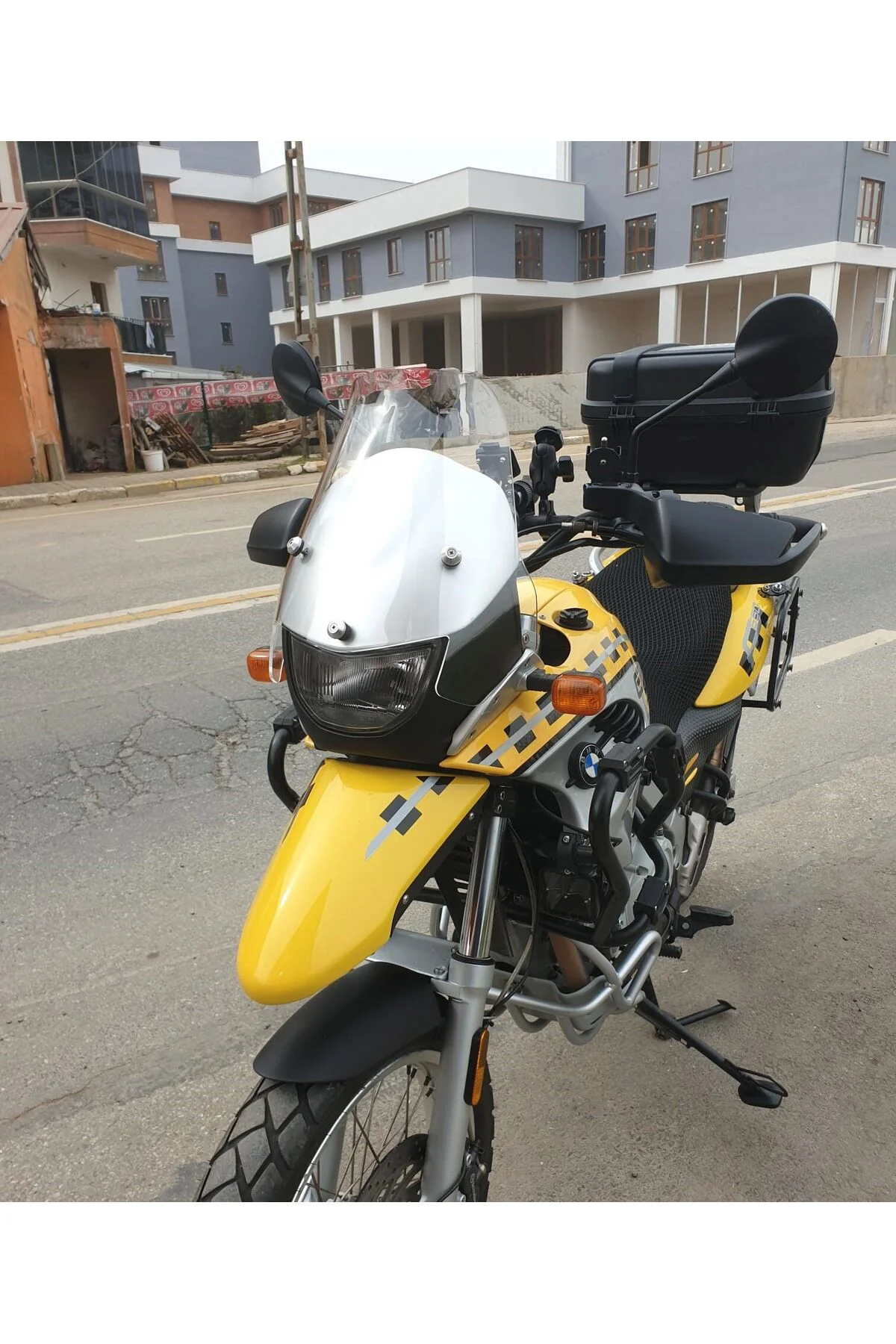 Bmw F 650 GS Ön Cam ( 3 Delikli ) 1999-2003 Model 35cm Şeffaf Renkli 4mm