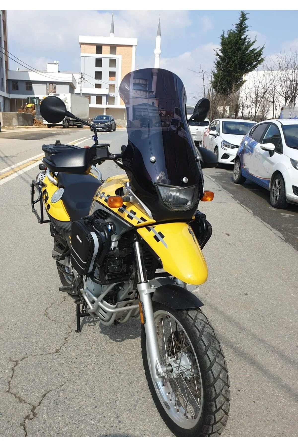 Bmw F 650 GS Ön Cam ( 3 Delikli ) 1999-2003 Model 58cm Siyah Renk