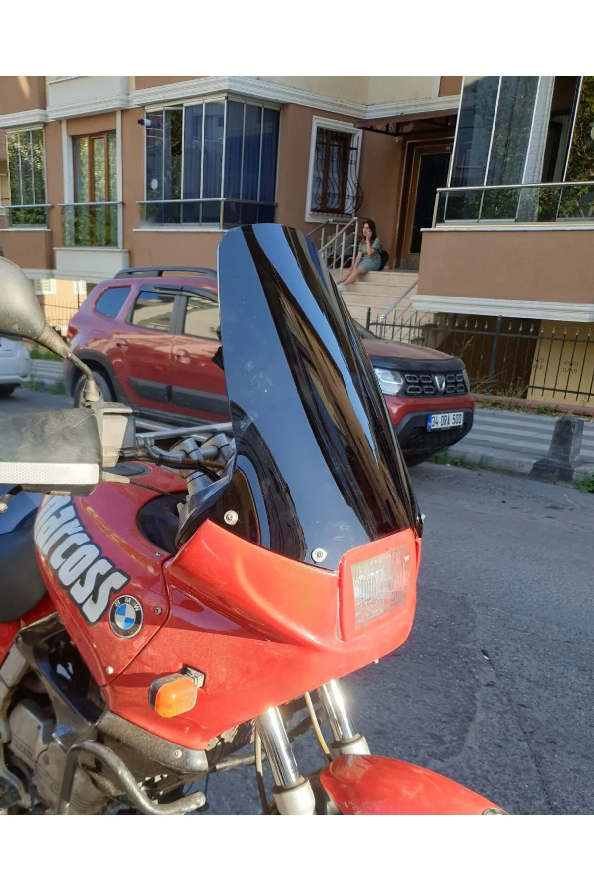 Bmw F 650 Ön Cam 1993-2000 Model 43cm Siyah Renkli 4mm YOKTUR