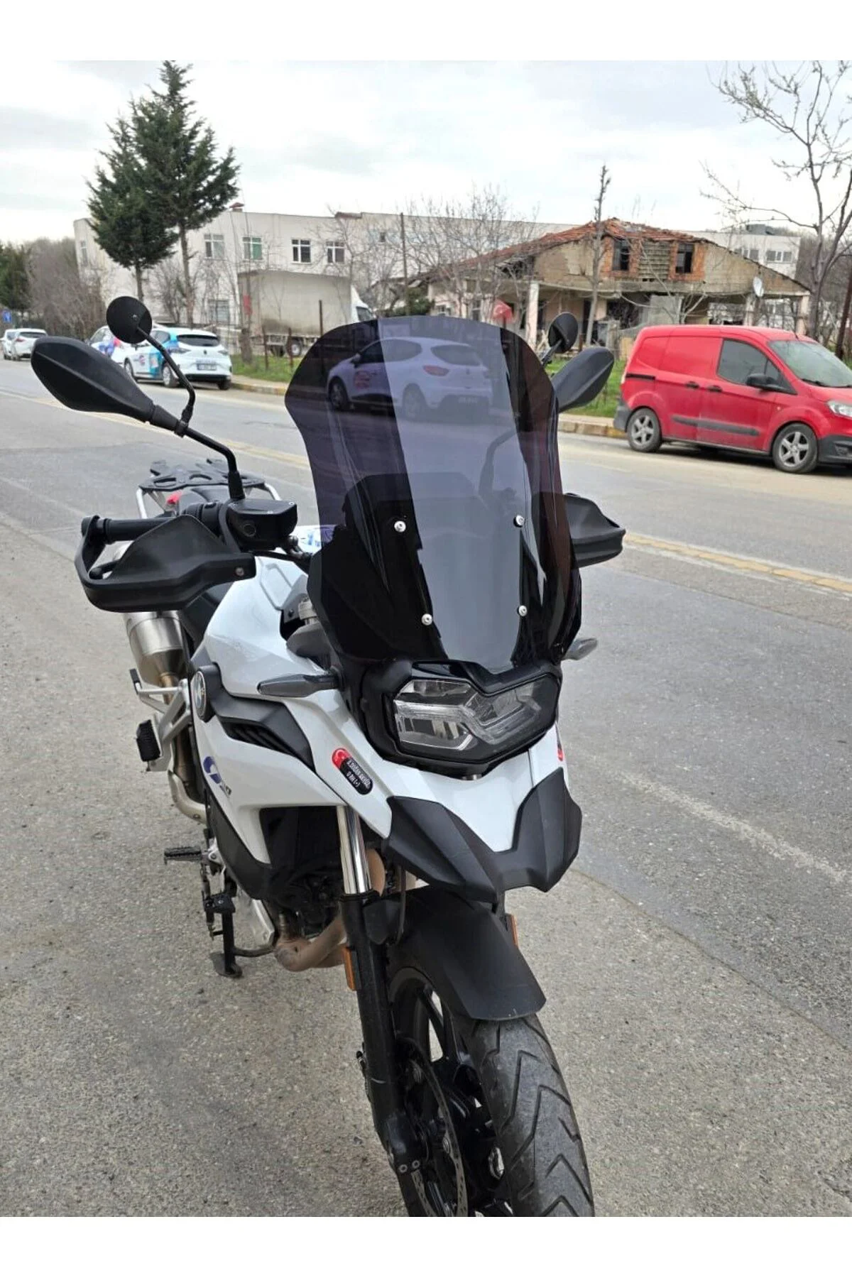 Bmw F 800 GS Ön Cam 2024-2026 Model 44cm Siyah Renkli 4mm