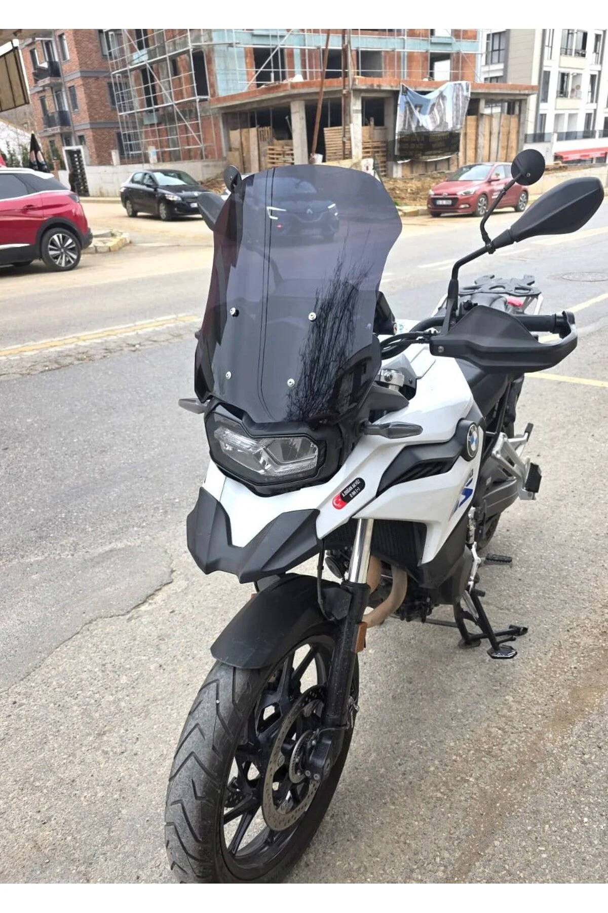 Bmw F 800 GS Ön Cam 2024-2026 Model 44cm Siyah Renkli 4mm