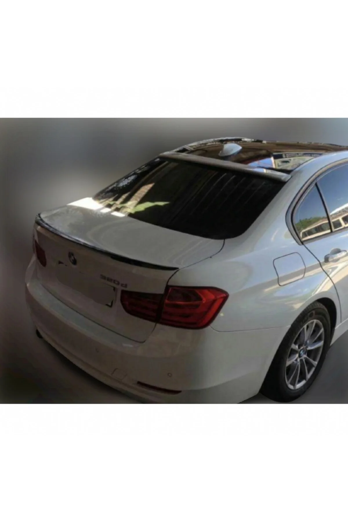 BMW F10 ASTARLI TAVAN SPOİLER