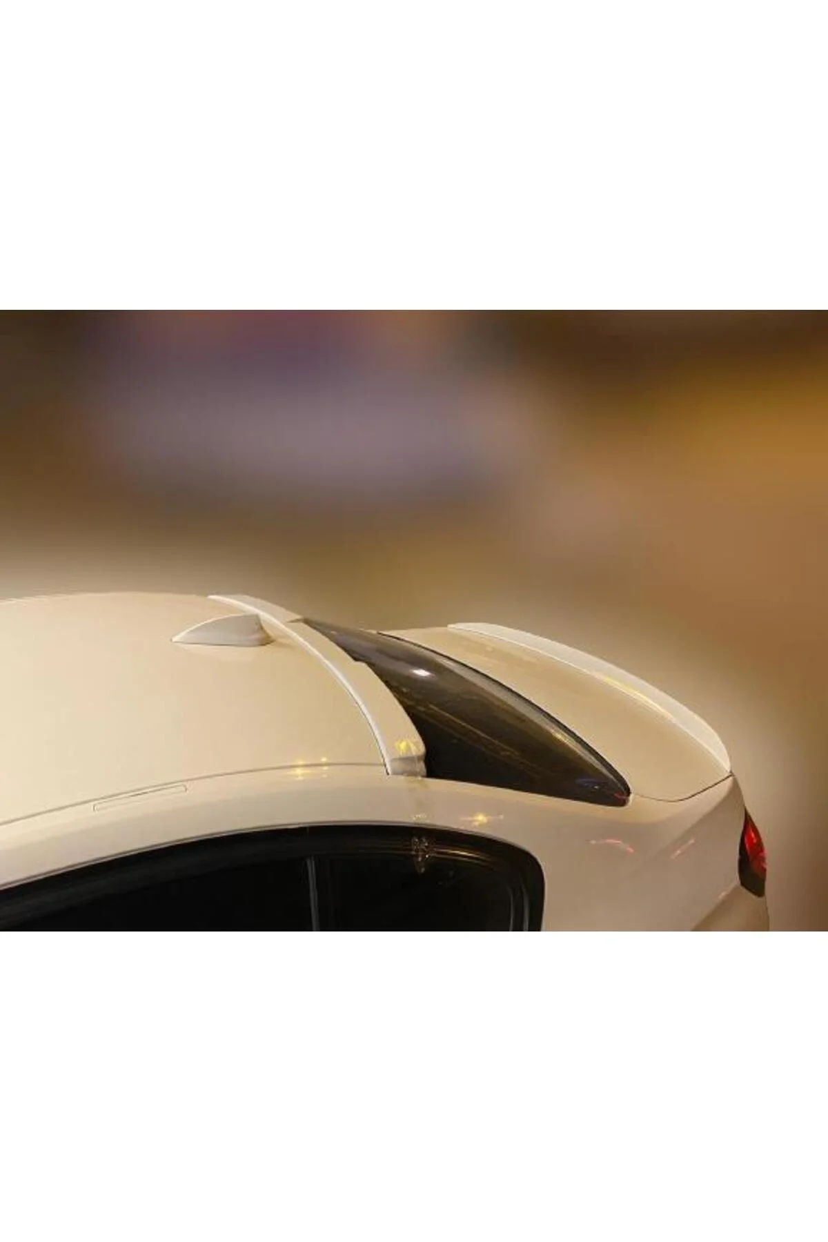 BMW F30 ASTARLI YARASA TAVAN SPOİLER