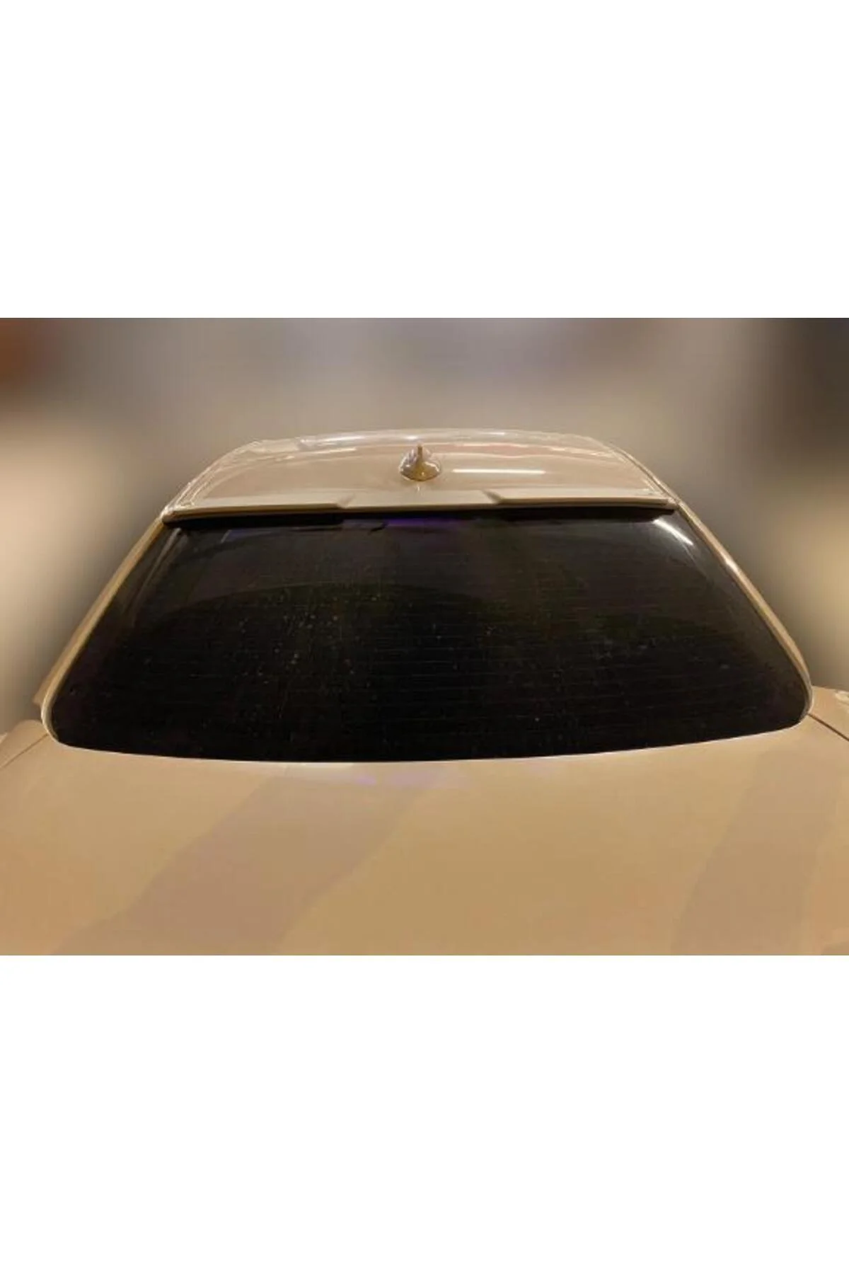 BMW F30 ASTARLI YARASA TAVAN SPOİLER