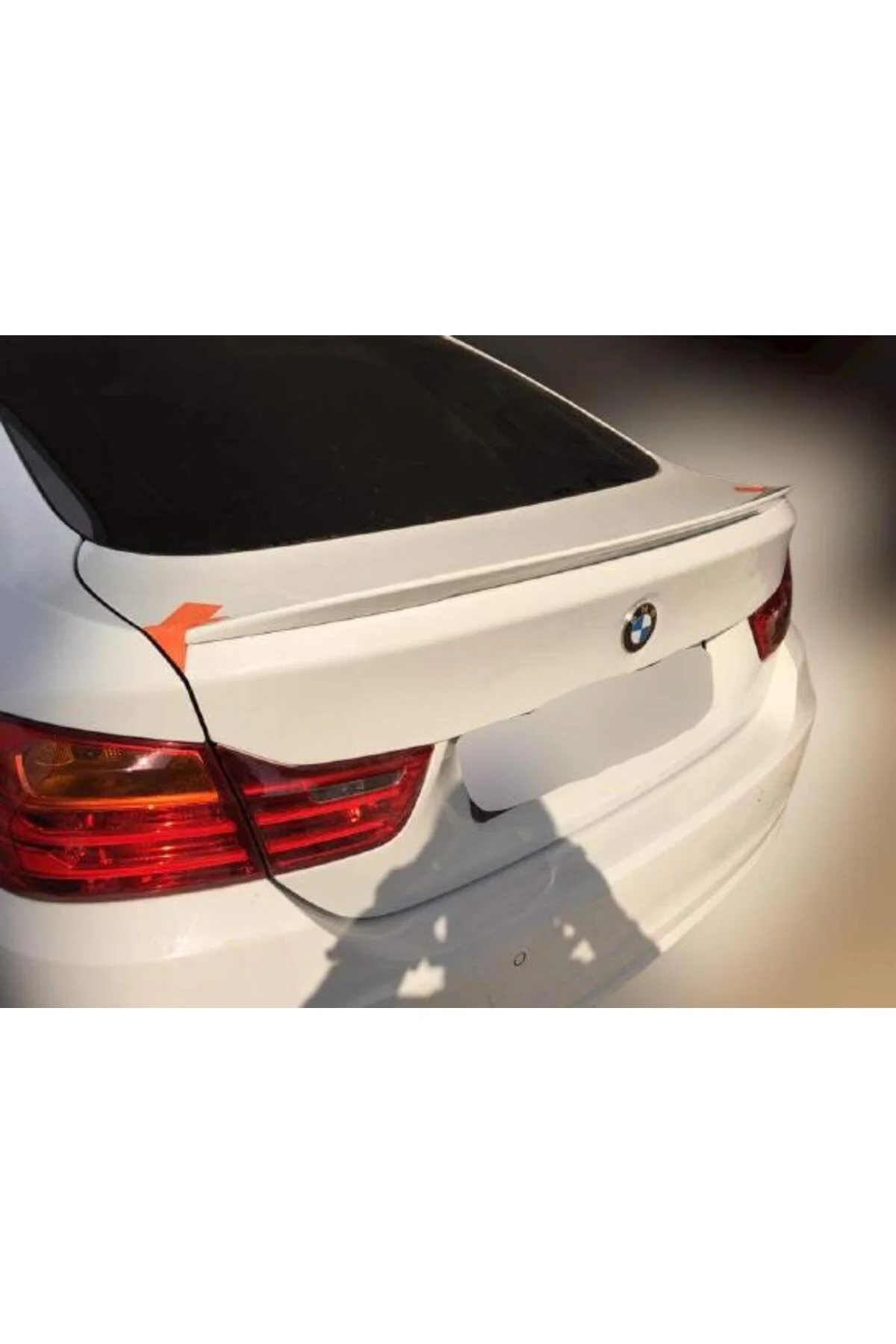 BMW F32 ASTARLI ANATOMİK SPOİLER BMW F32 ASTARLI ANATOMİK SPOİLER