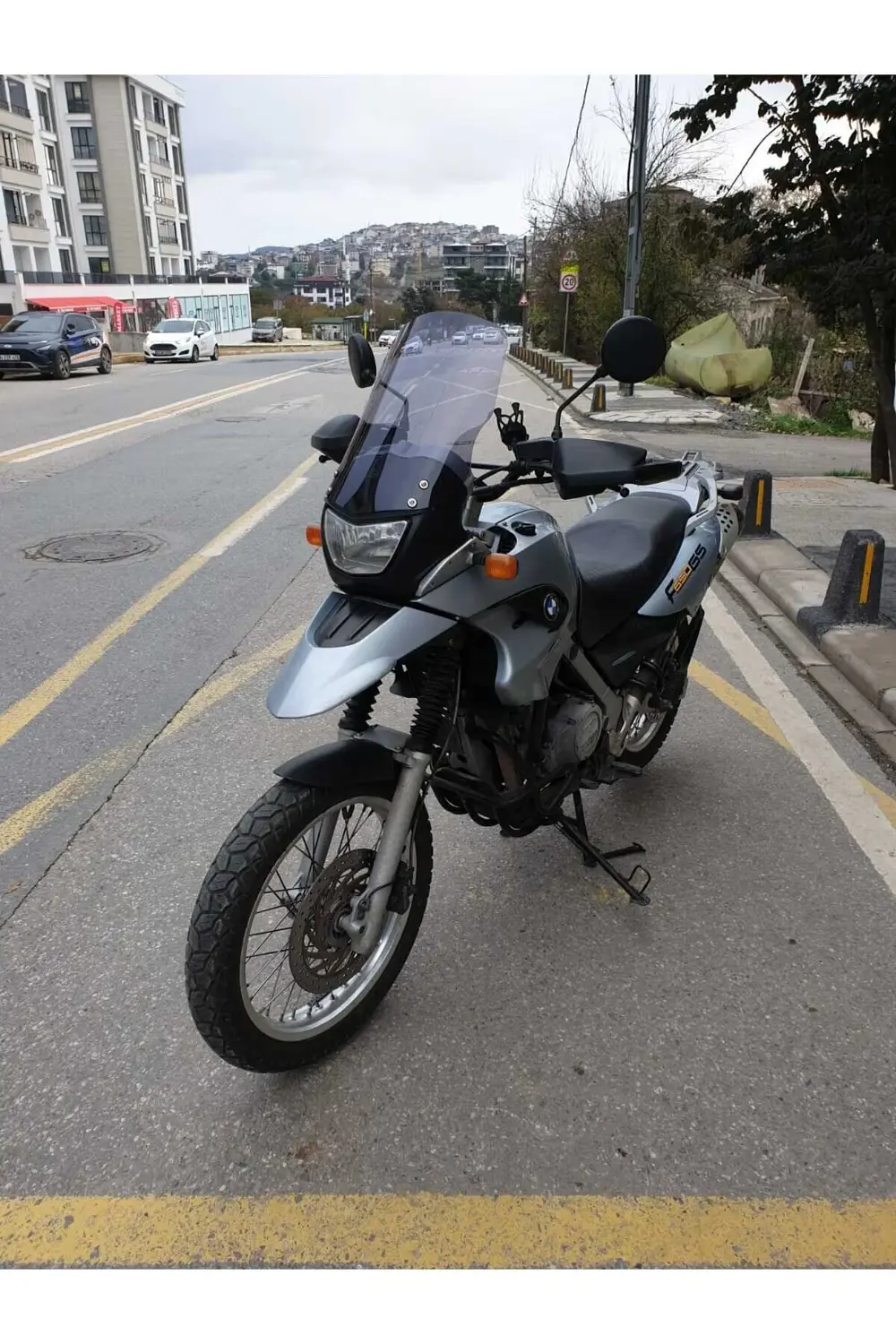 Bmw F650 GS Ön Cam 2004-2007 Model 45cm açıkfüme Renkli ( 4 Delik