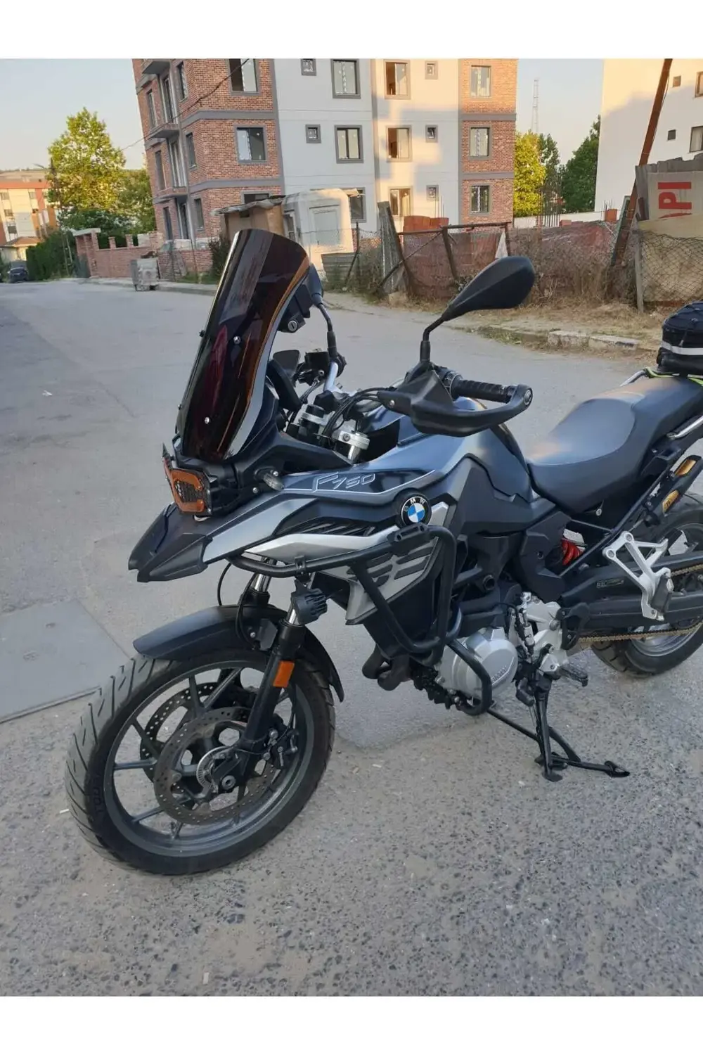 Bmw F750 GS Ön cam 2018-2023 Model'dir Uyumlu 48cm Siyah Renkli 4