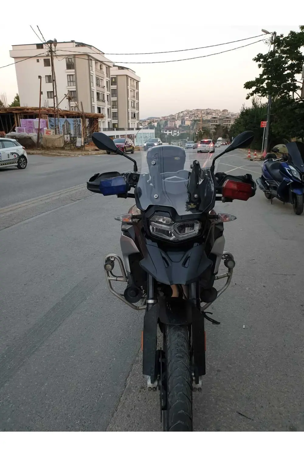 Bmw F850 GS ADV Ön Cam 2018 2023 Model 46cm Şeffaf Renkli 4mm