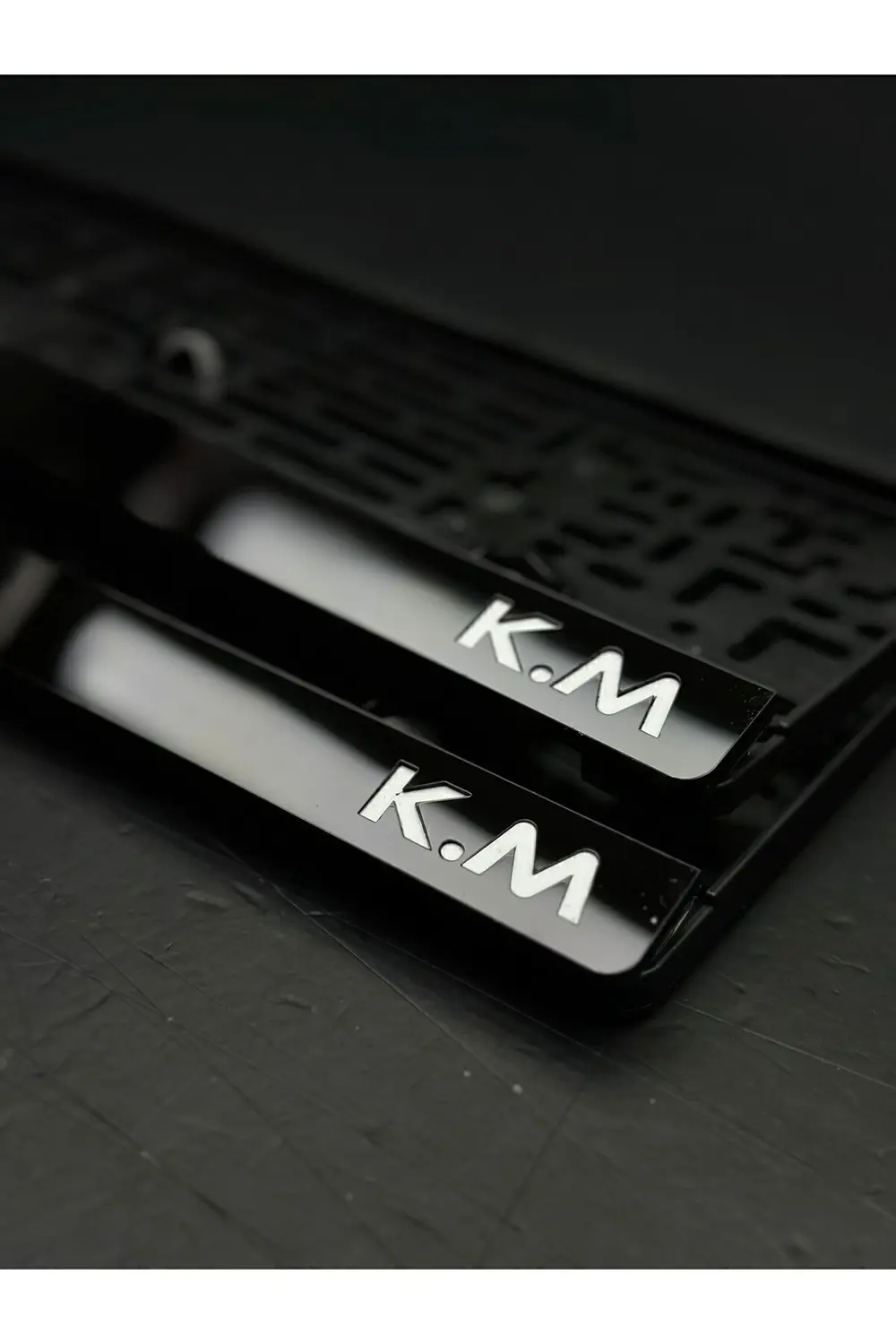 BMW M LÜX LAZER KESİM TAKMATİK PLEKSİ PLAKALIK