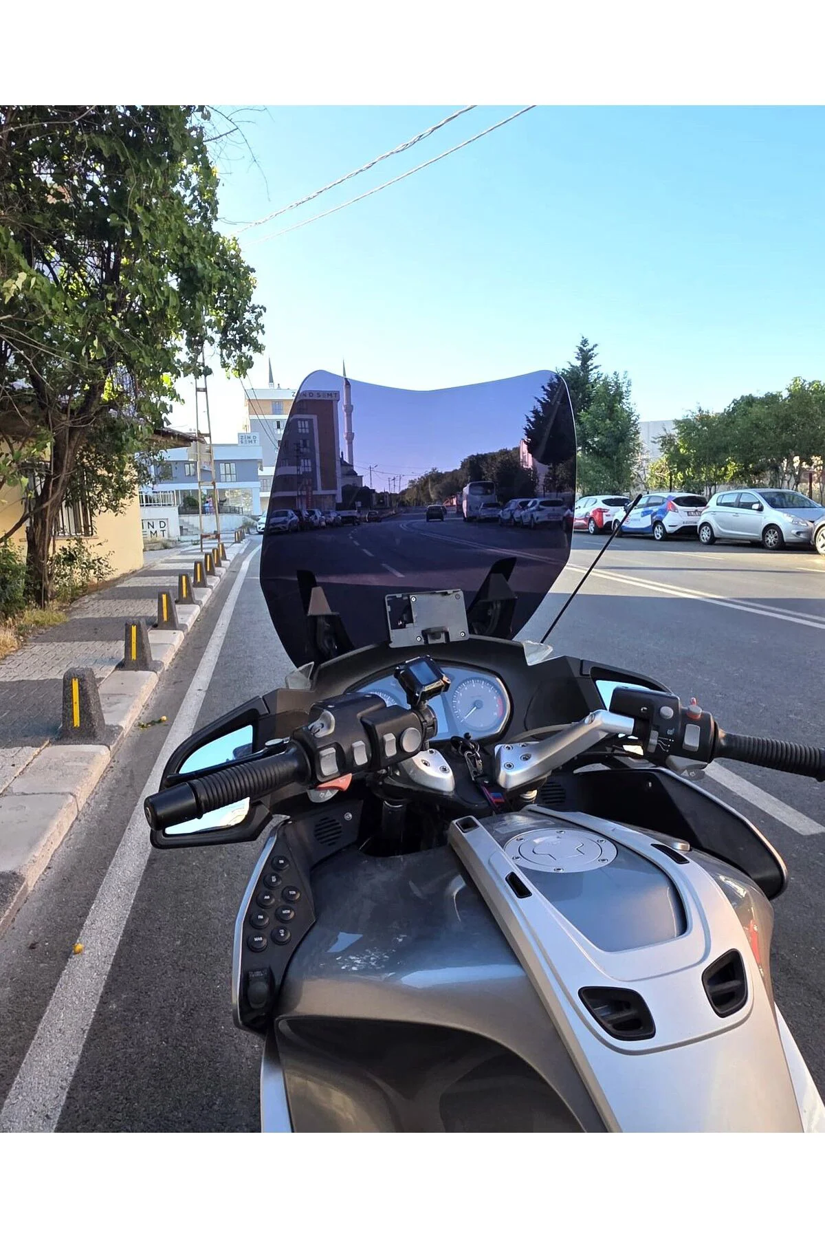 Bmw R 1200 RT Ön Cam 2005-2015 Model 70cm Siyah Renkli 4mm
