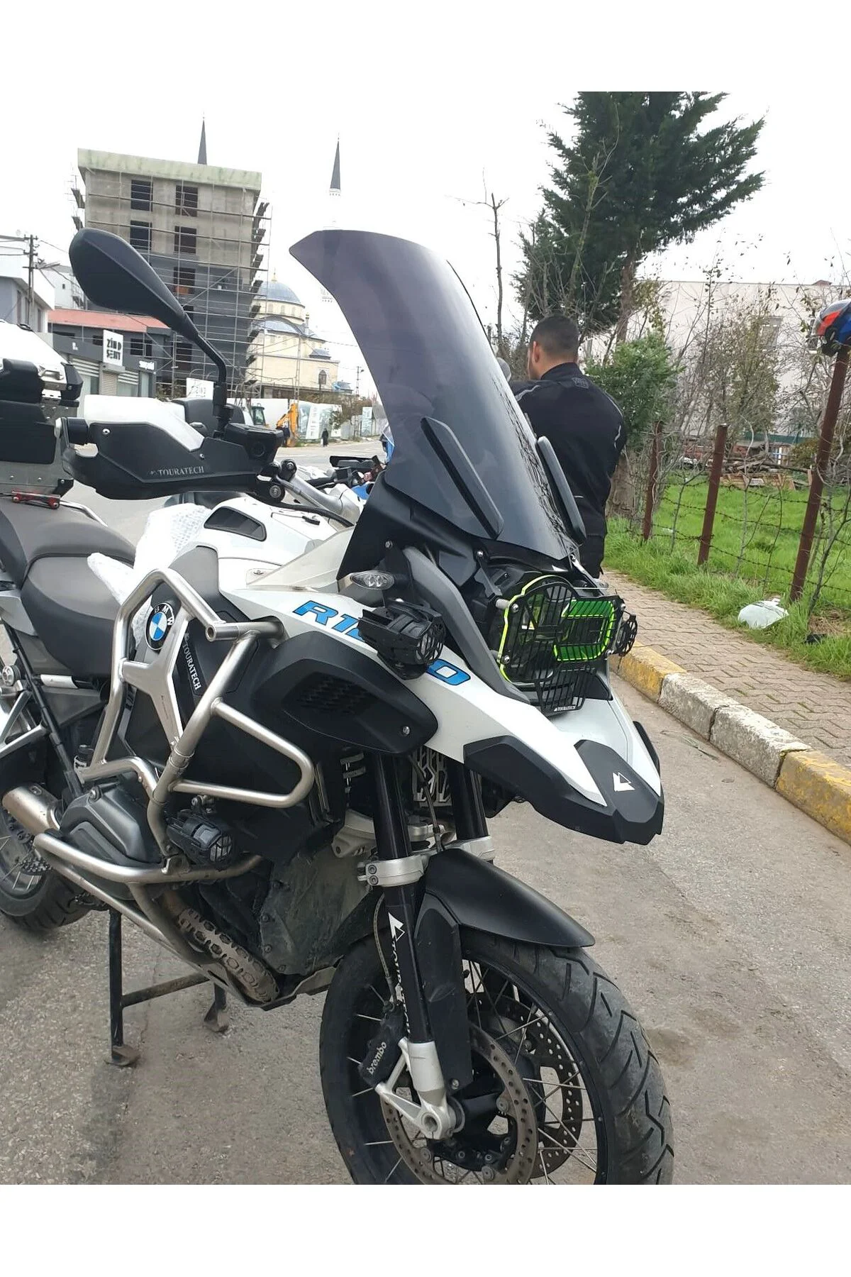 Bmw R 1250 GS Ön Cam 2013-2026 Model 52cm Siyah Renkli 4mm