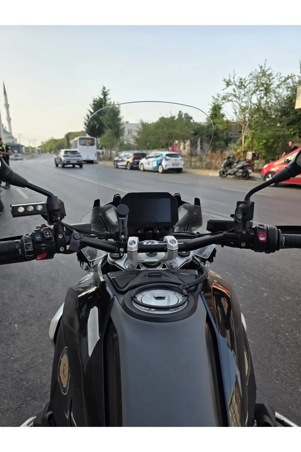 Bmw R 1300 GS Ön Cam 2023-2025 Model 48cm Şeffaf Renkli 4mm