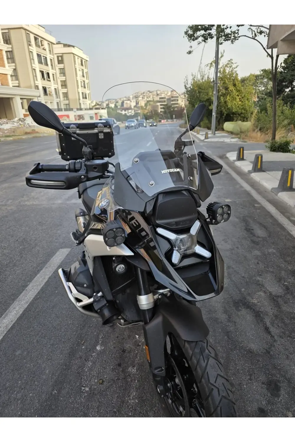 Bmw R 1300 GS Ön Cam 2023-2025 Model 48cm Şeffaf Renkli 4mm