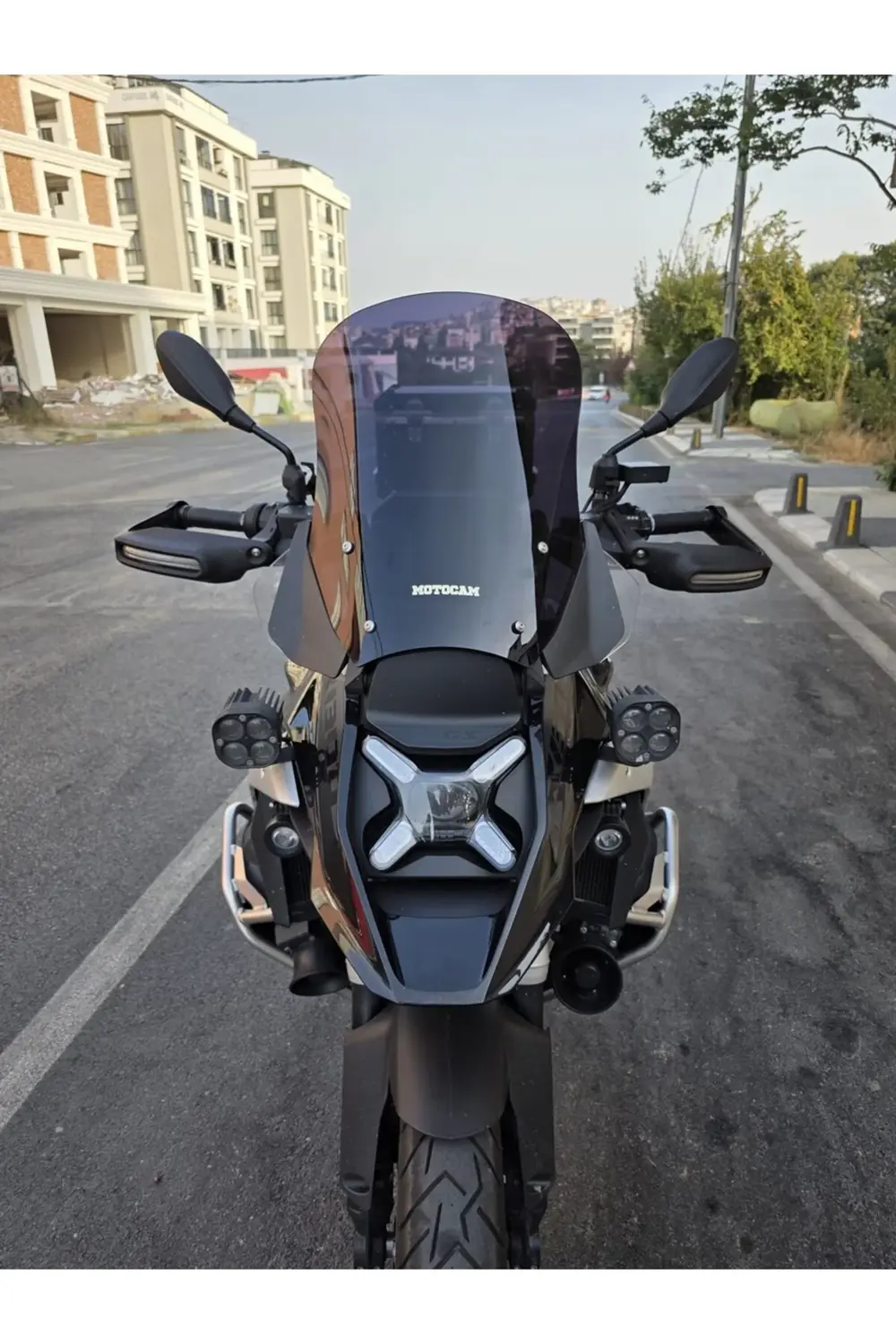 Bmw R 1300 GS Ön Cam 2023-2025 Model 48cm Siyah Renkli 4mm