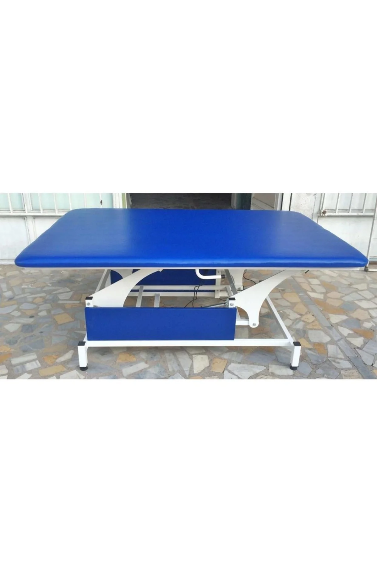 Bobath Rehabilitasyon Yatağı Düz Motorlu 75x190 cm Bobath Rehabilitasyon Yatağı Düz Motorlu 75x190 cm