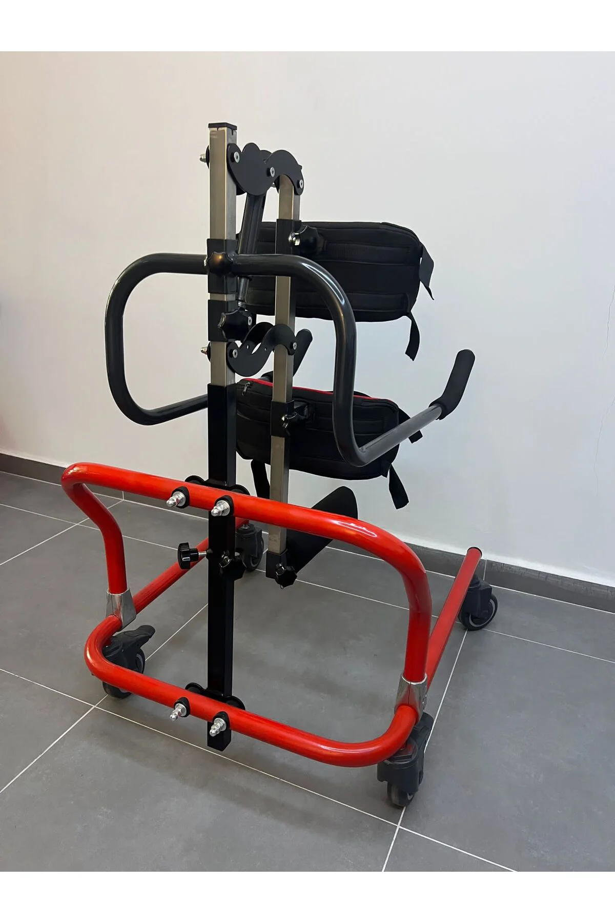 Body Walker (pediatric yürüyüş cihazı) Body Walker (pediatric yürüyüş cihazı)