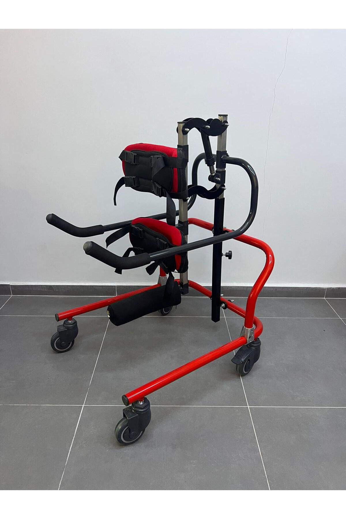 Masmel Body Walker (Pediatric Yürüyüş Cihazı) Masmel Body Walker (Pediatric Yürüyüş Cihazı)