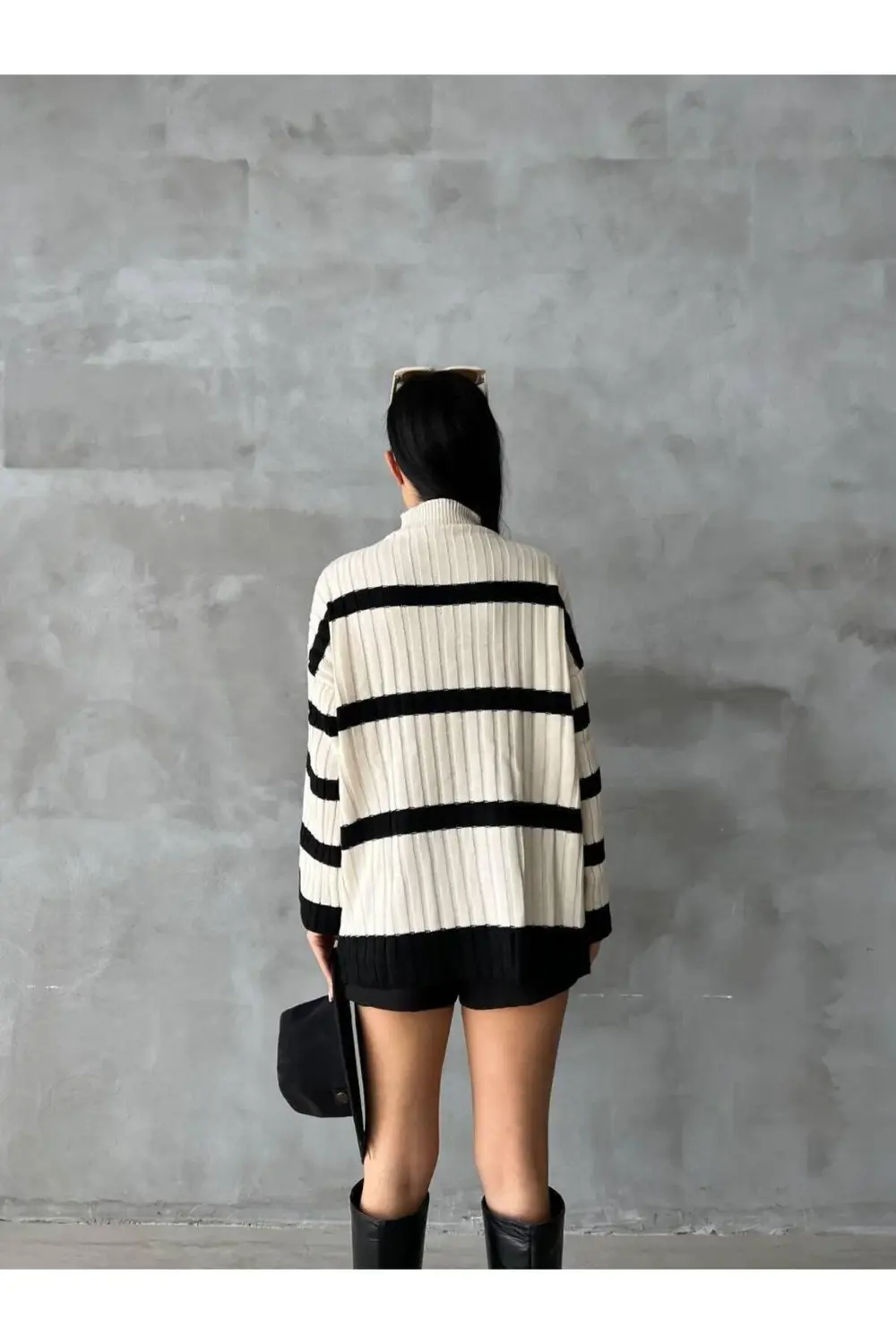 BOĞAZLI-ÇİZGİLİ KADIN TRİKO KAZAK