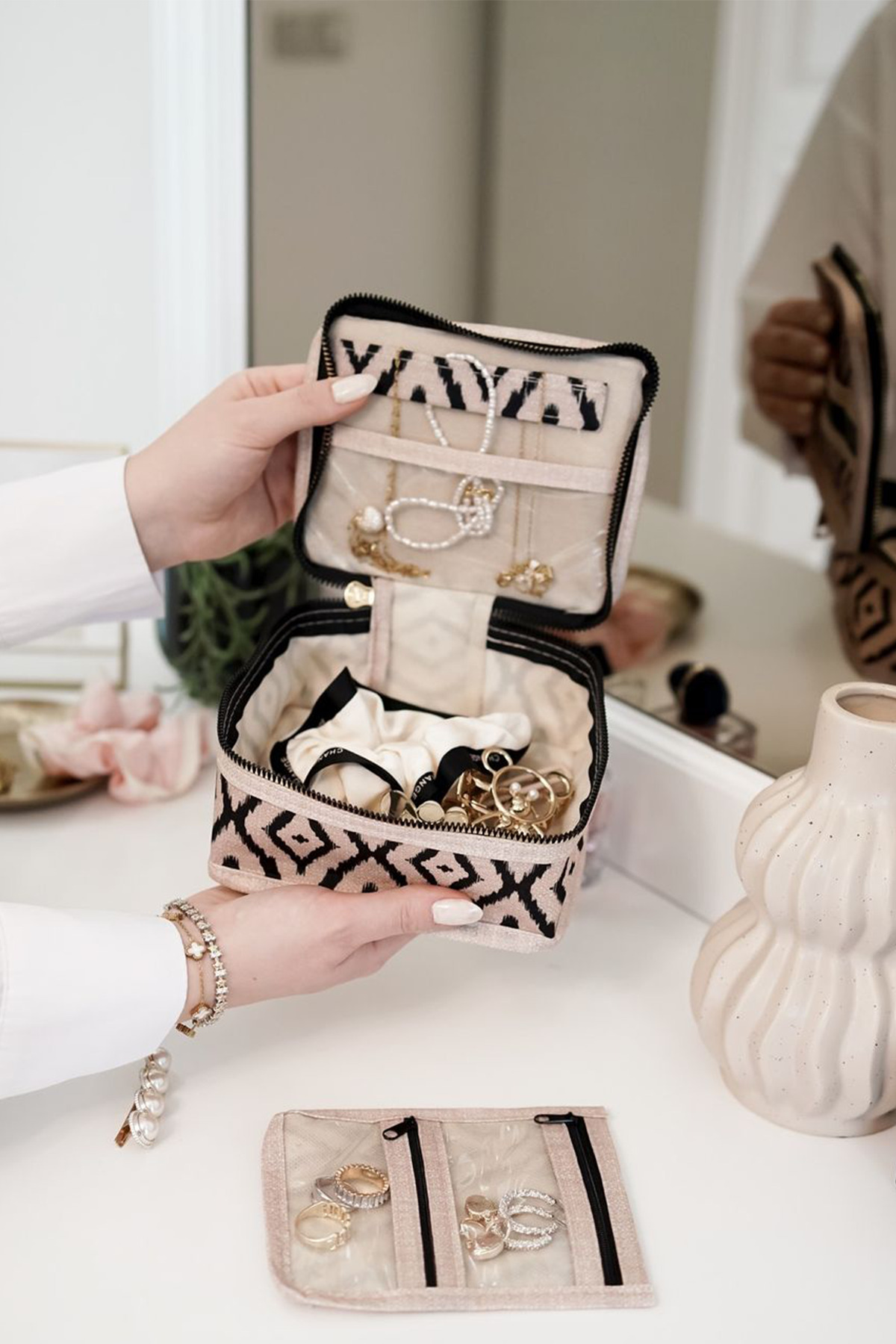 Pazar Kapısı Bohe Seyahat Takı Makyaj Çantası Düzenleyici Mini Çanta