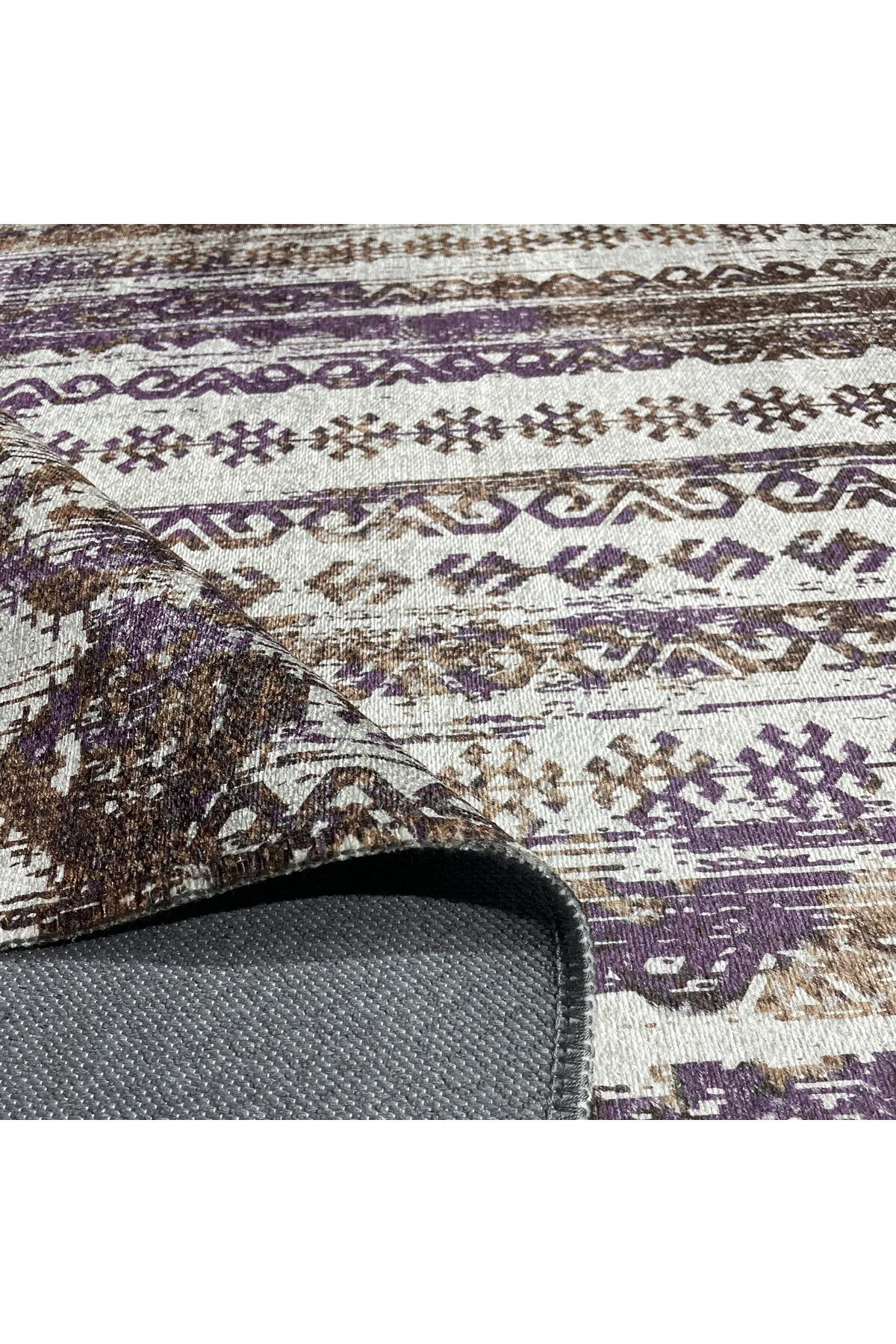 Bohem Etnik Desenli Mor Kahve Şönil Halı Kilim Yolluk Kaymaz Yıkanabilir Saçaklı Bohem Etnik Desenli Mor Kahve Şönil Halı Kilim Yolluk Kaymaz Yıkanabilir Saçaklı