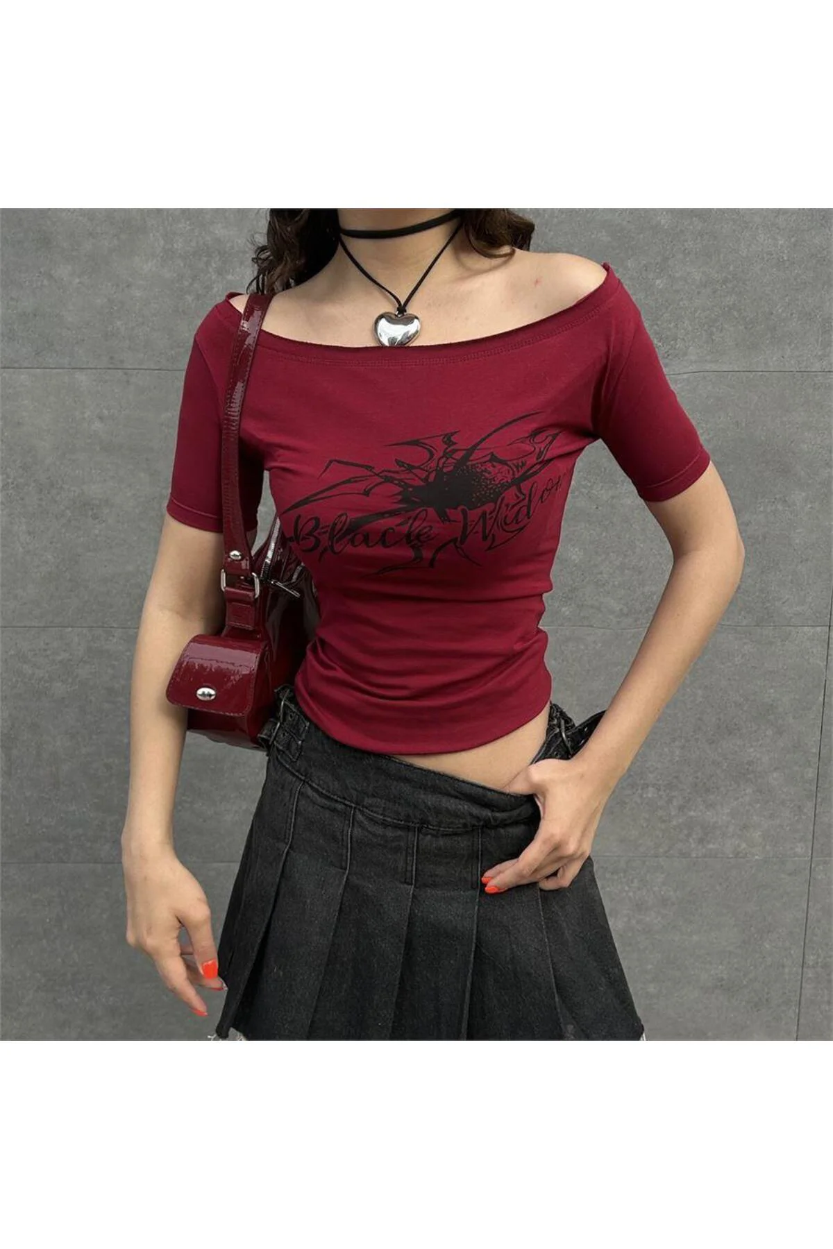 Bordo Black Widow Omuzu Açık Spider Kısa Kollu Crop