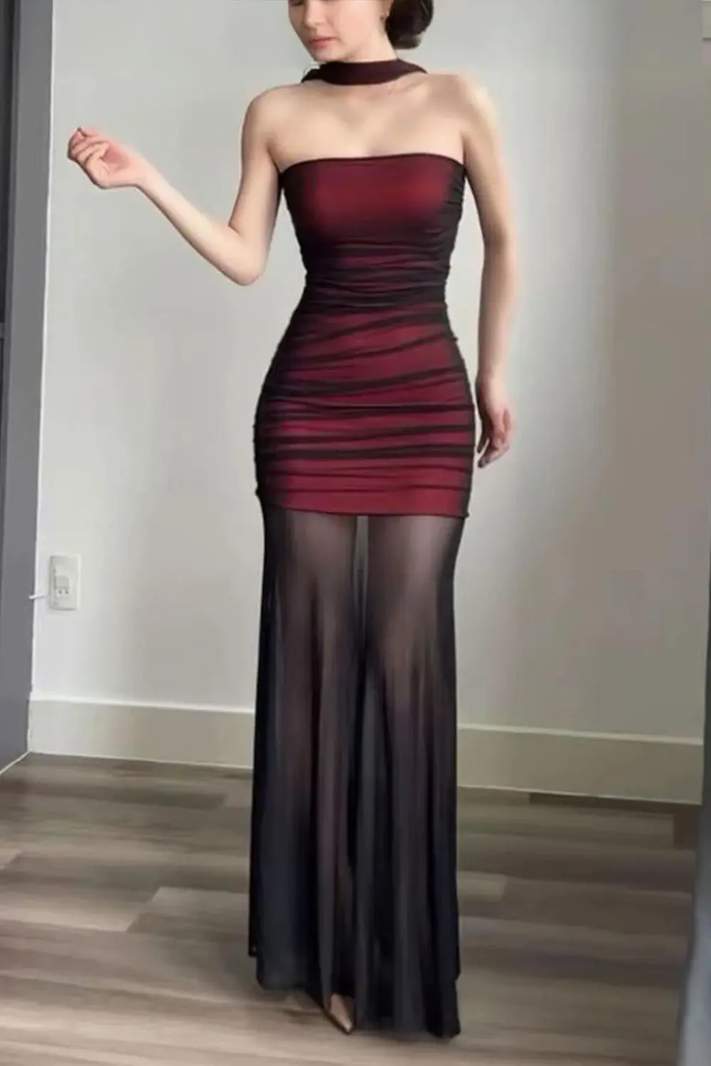 Bordo Gotik Transparan Tül Uzun Elbise Bordo Gotik Transparan Tül Uzun Elbise