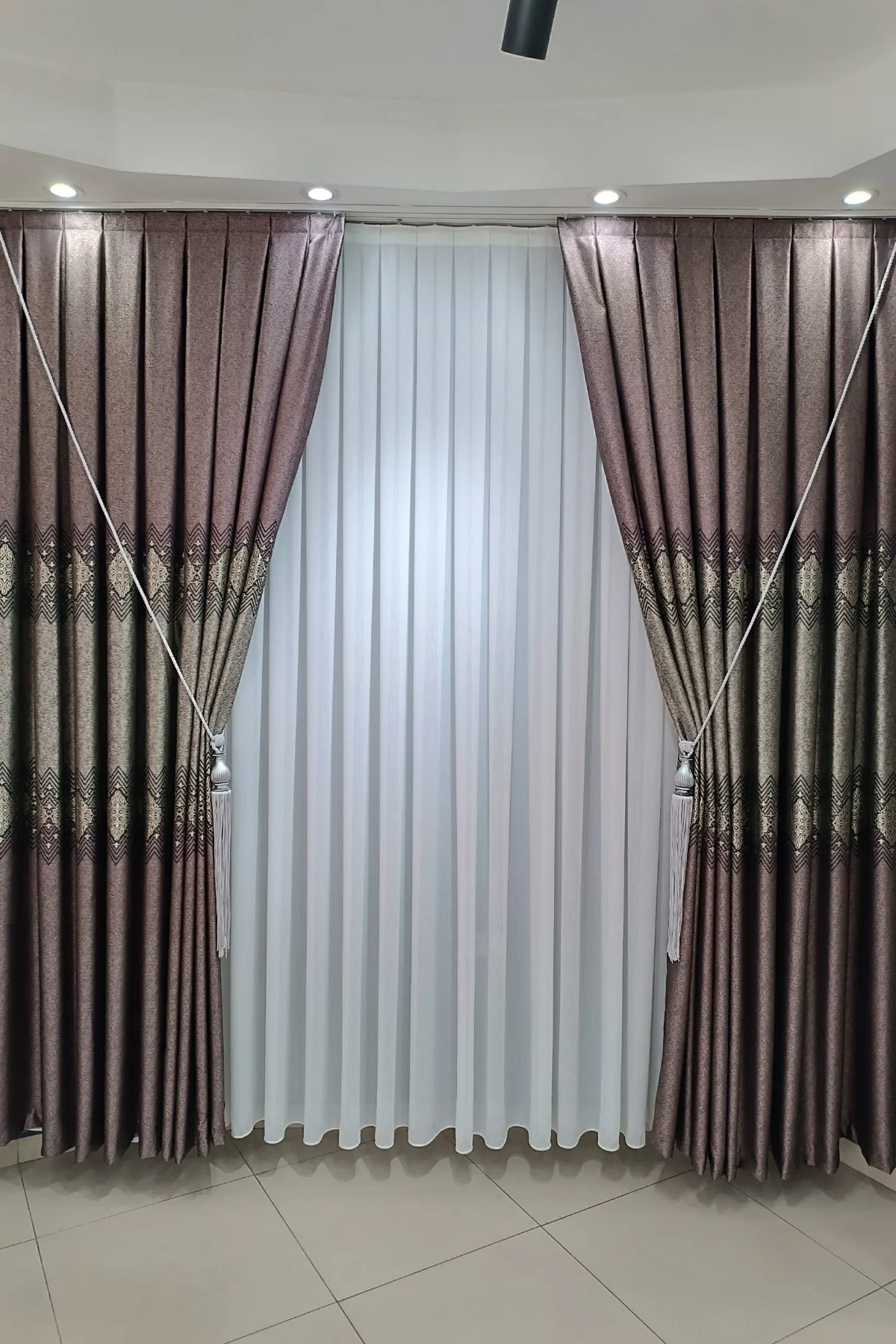 Bordo Pano Fon Perde Sık Pileli