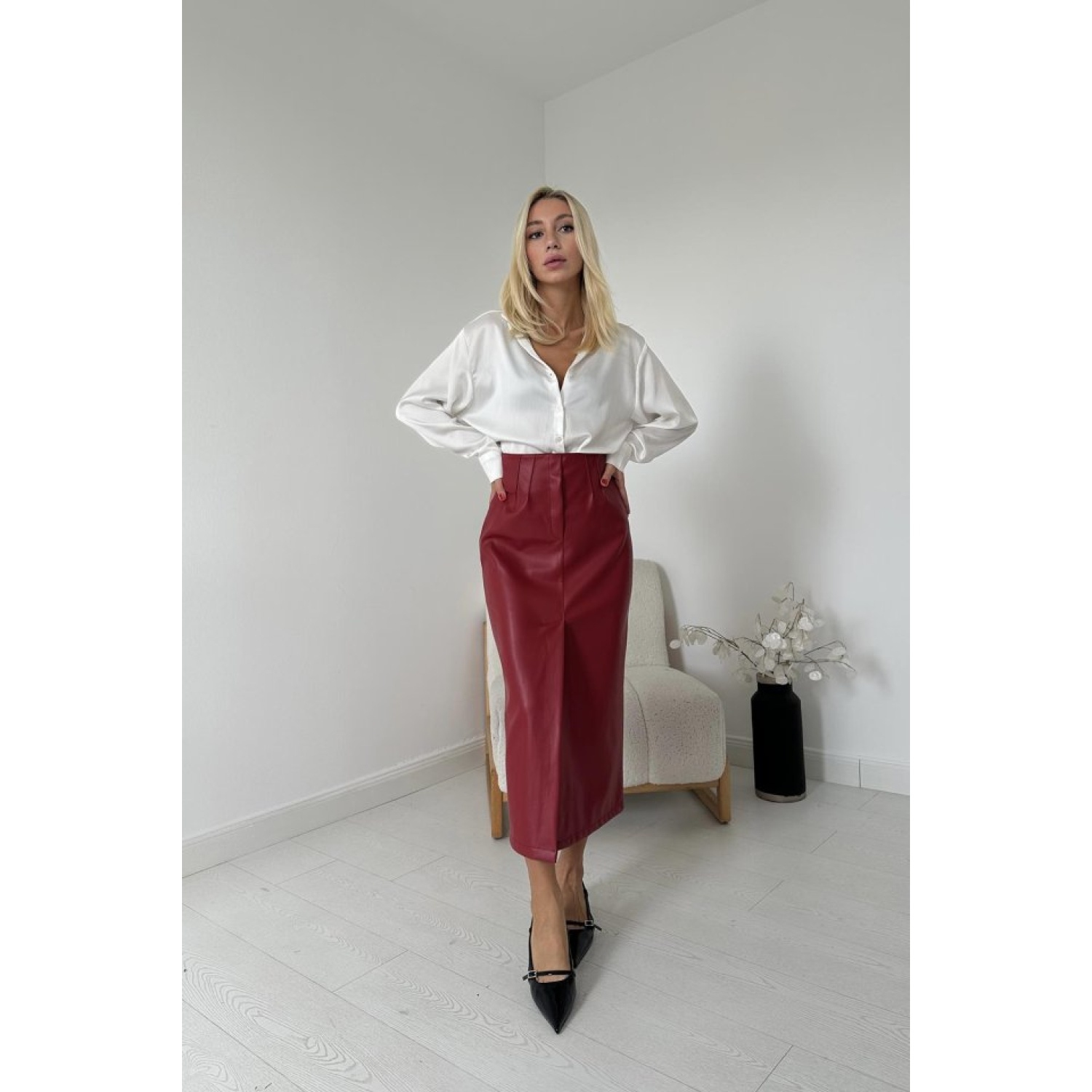 Bordo Yırtmaçlı Süs Patlı Etek