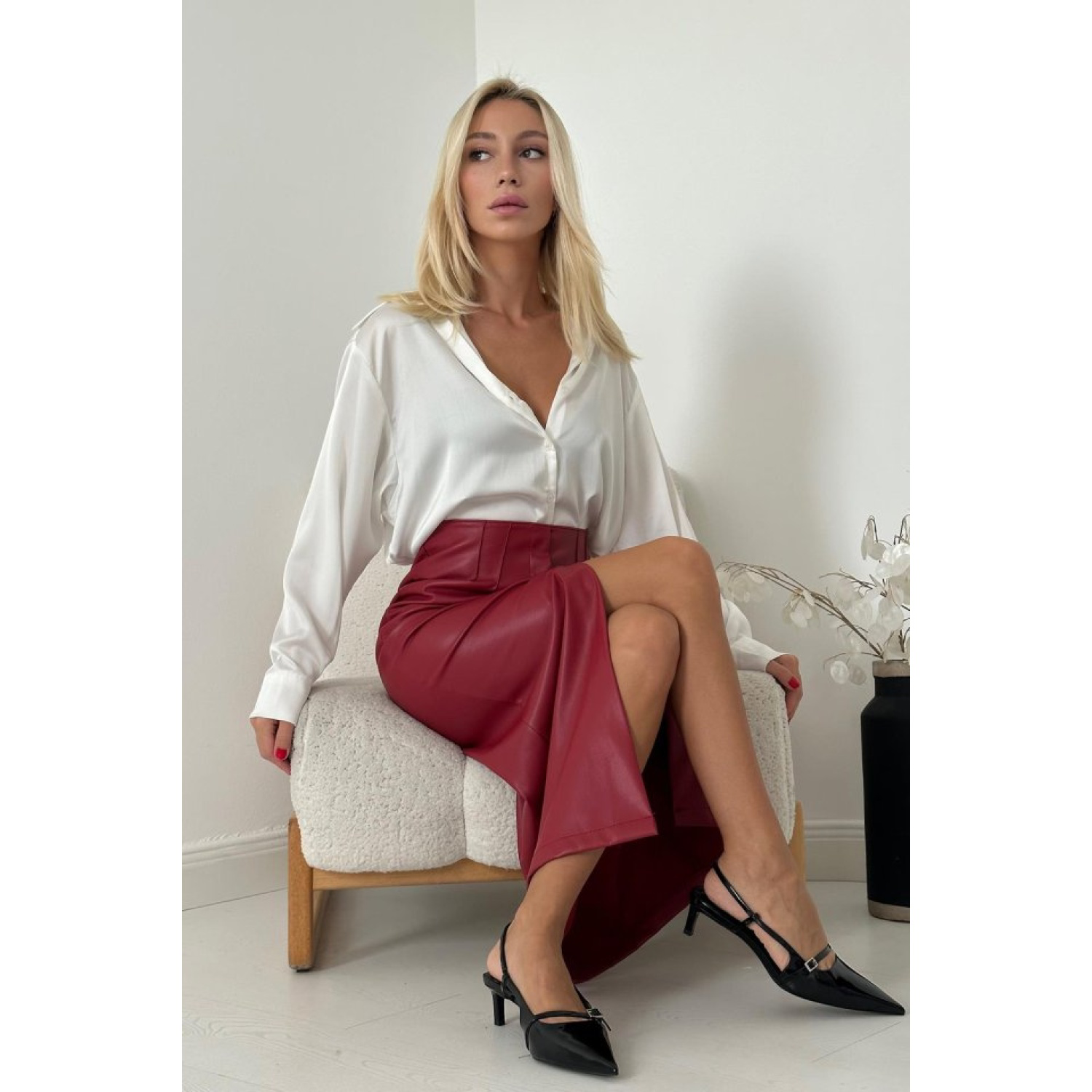 Bordo Yırtmaçlı Süs Patlı Etek