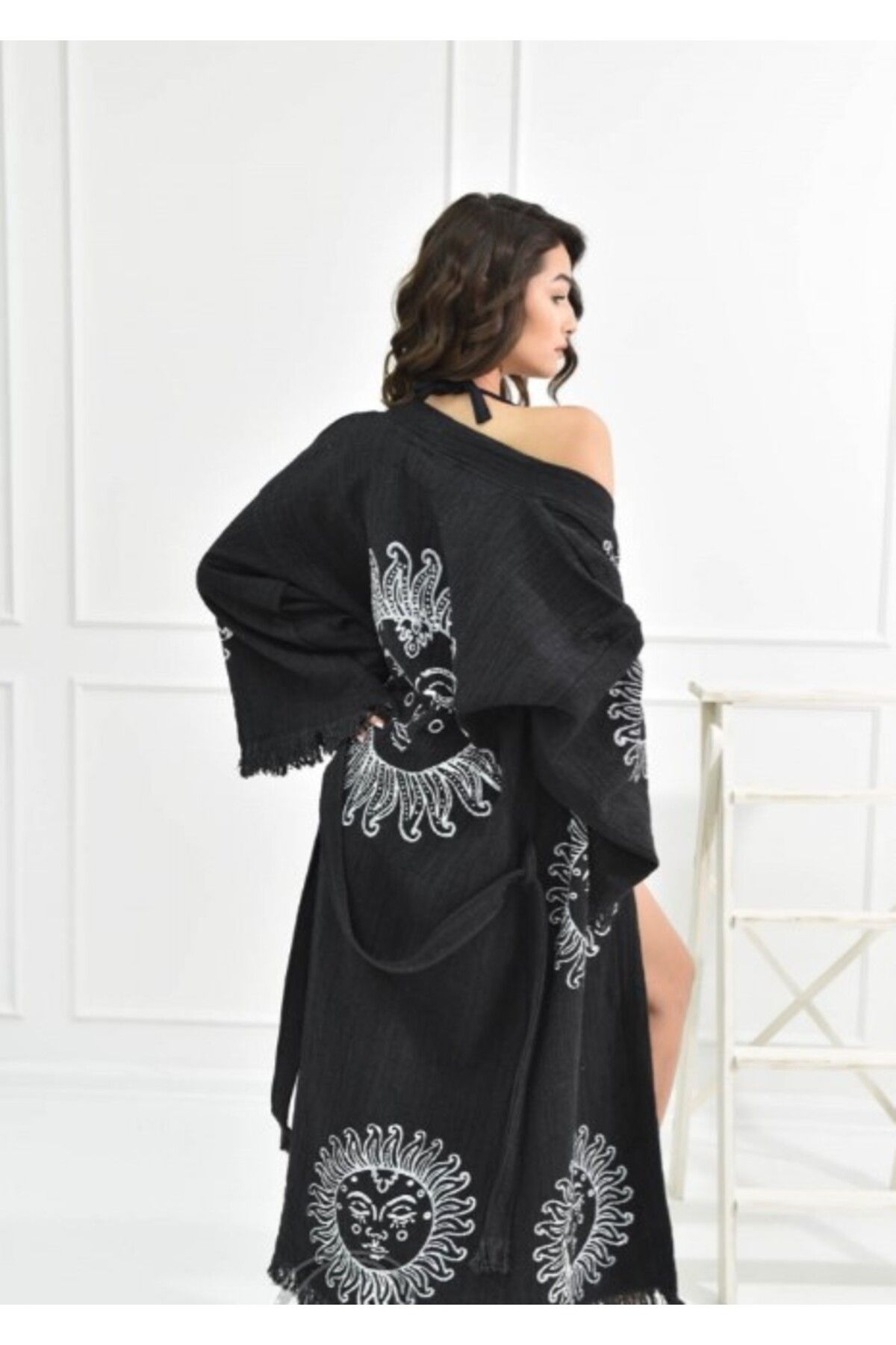 Bornoz ,plaj Kıyafeti,kimono , Kaftan ,sabahlık Siyah Kumaş Güneş Desen Baskılı