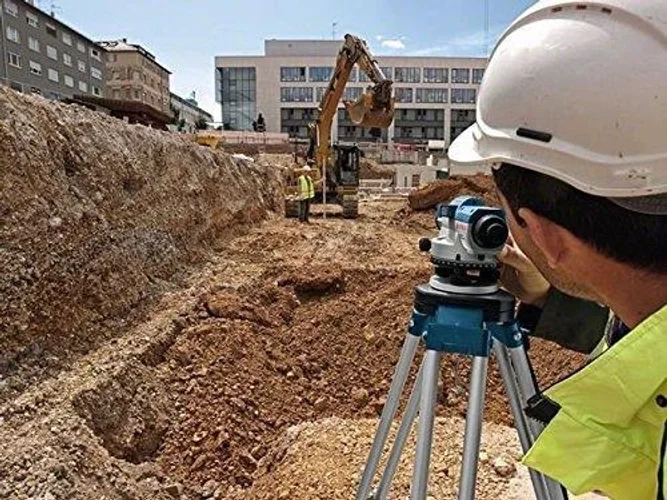 Bosch GOL 32 D+BT 160+GR 500 Mira Ölçüm Cihazı - Görsel 3