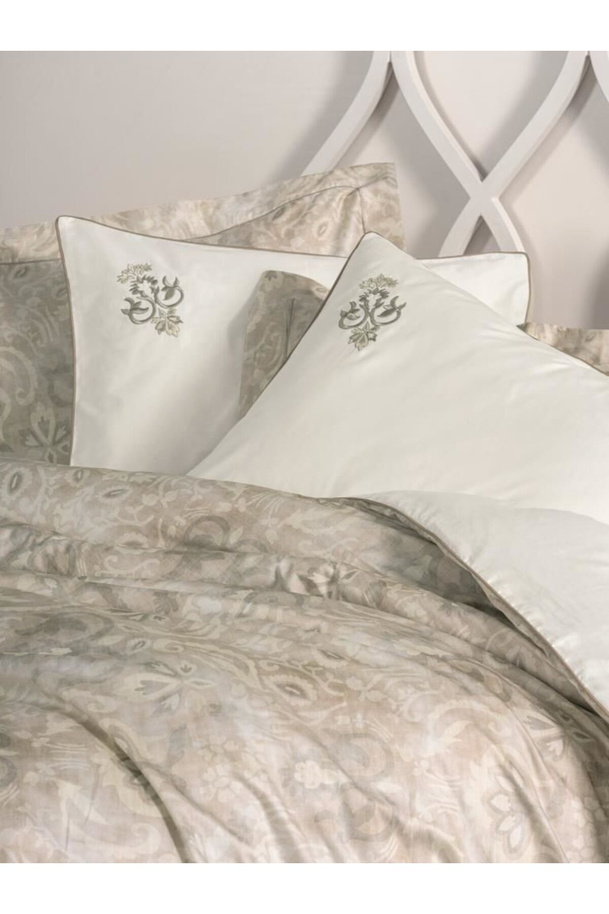 Merland Benvecocuk * Box Çift Kişilik Elit Saten Nevresim Takımı Beatrix Bej