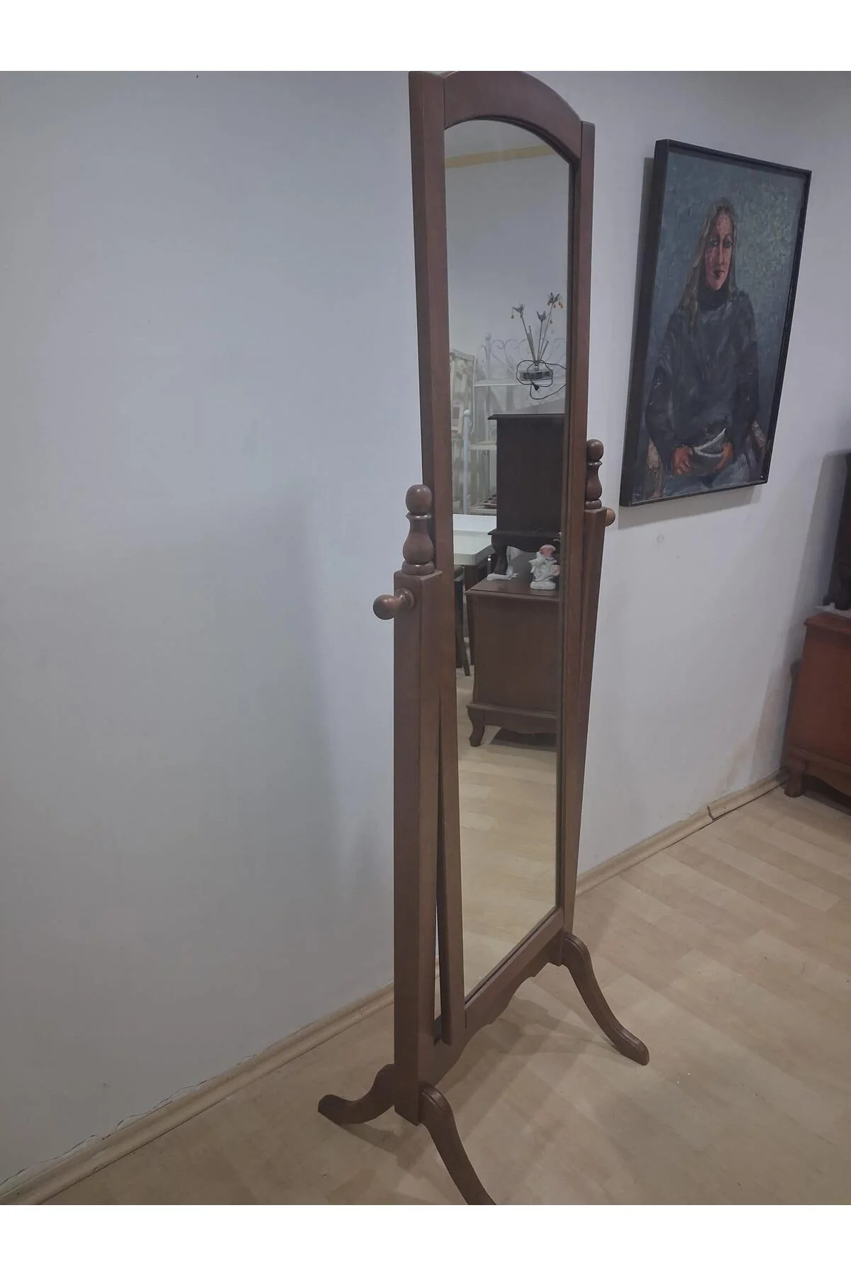 Boy Ayna 14002 Ahşap Parlak CEVİZ Lake Boya Natüre Klasik Mobilya MDF El Yapı Boy Ayna 14002 Ahşap Parlak CEVİZ Lake Boya Natüre Klasik Mobilya MDF El Yapı - Görsel 6
